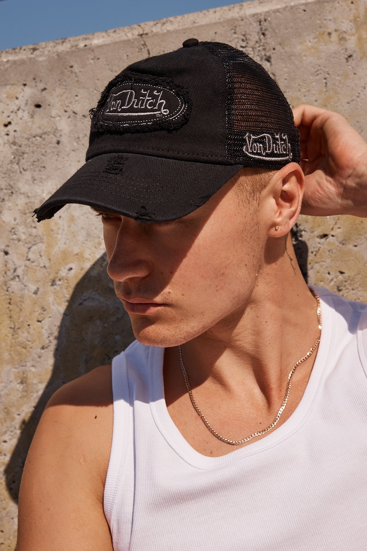 Von Dutch Contrast Stitch Trucker Hat Black