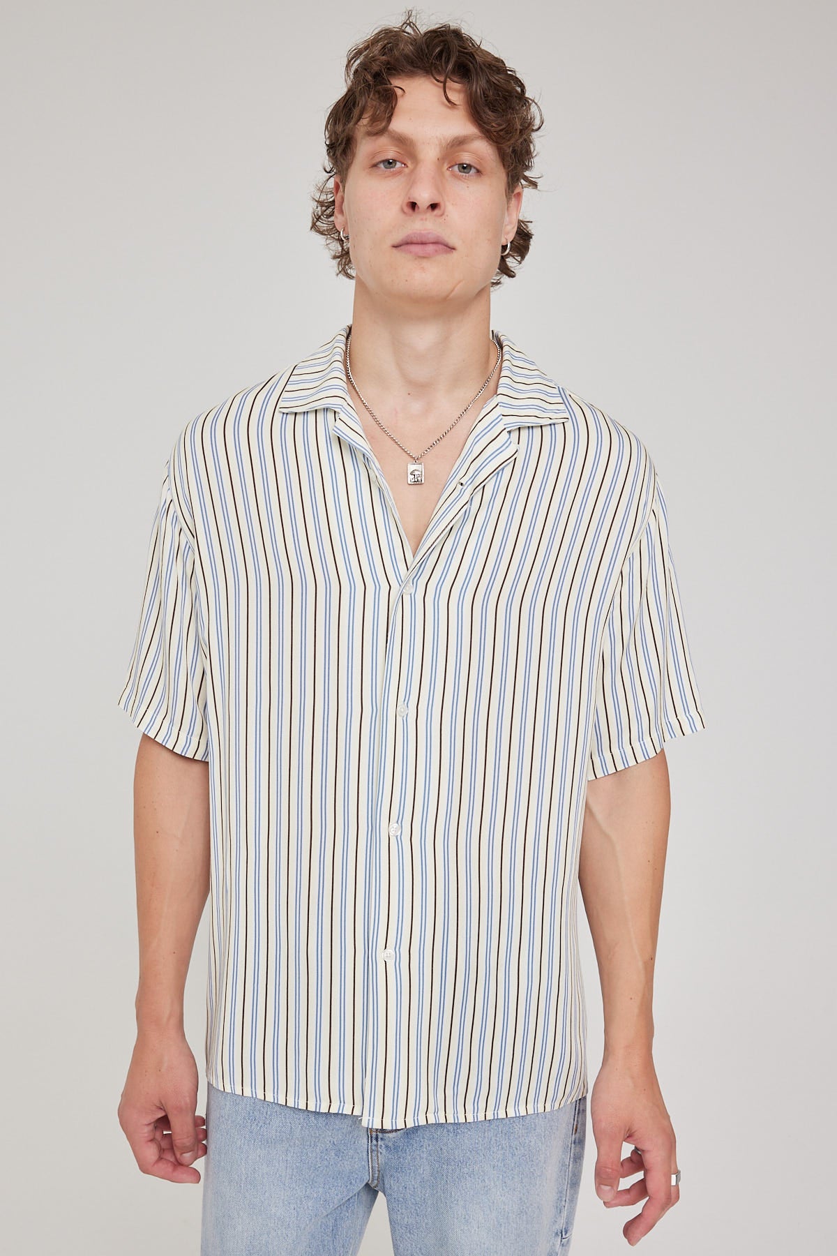 Common Need Fresh Stripe Shirt Ecru Strip