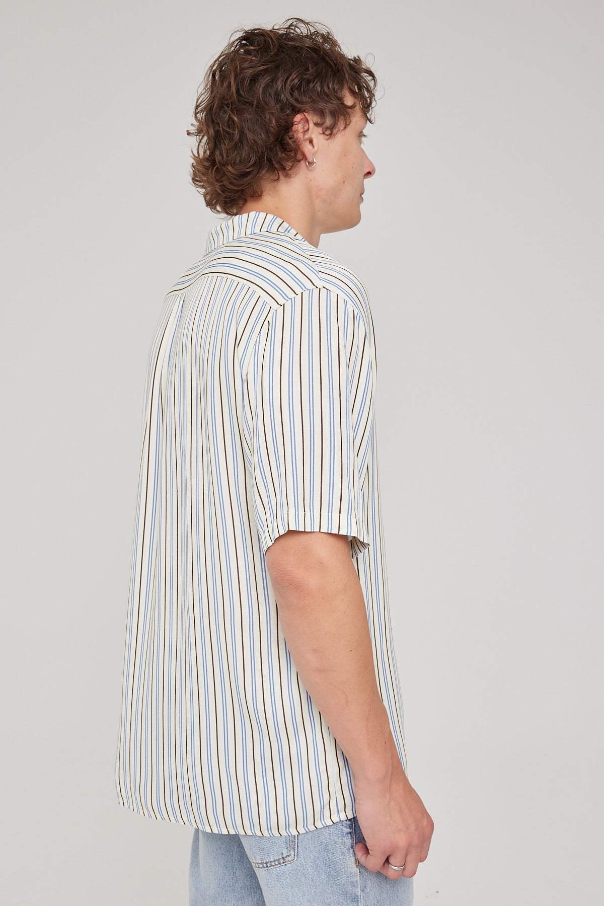 Common Need Fresh Stripe Shirt Ecru Stripe