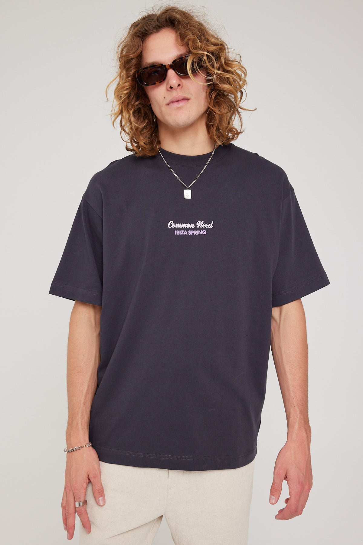 Men's T-Shirts | Graphic, Basic & Oversized Tees β Universal Store