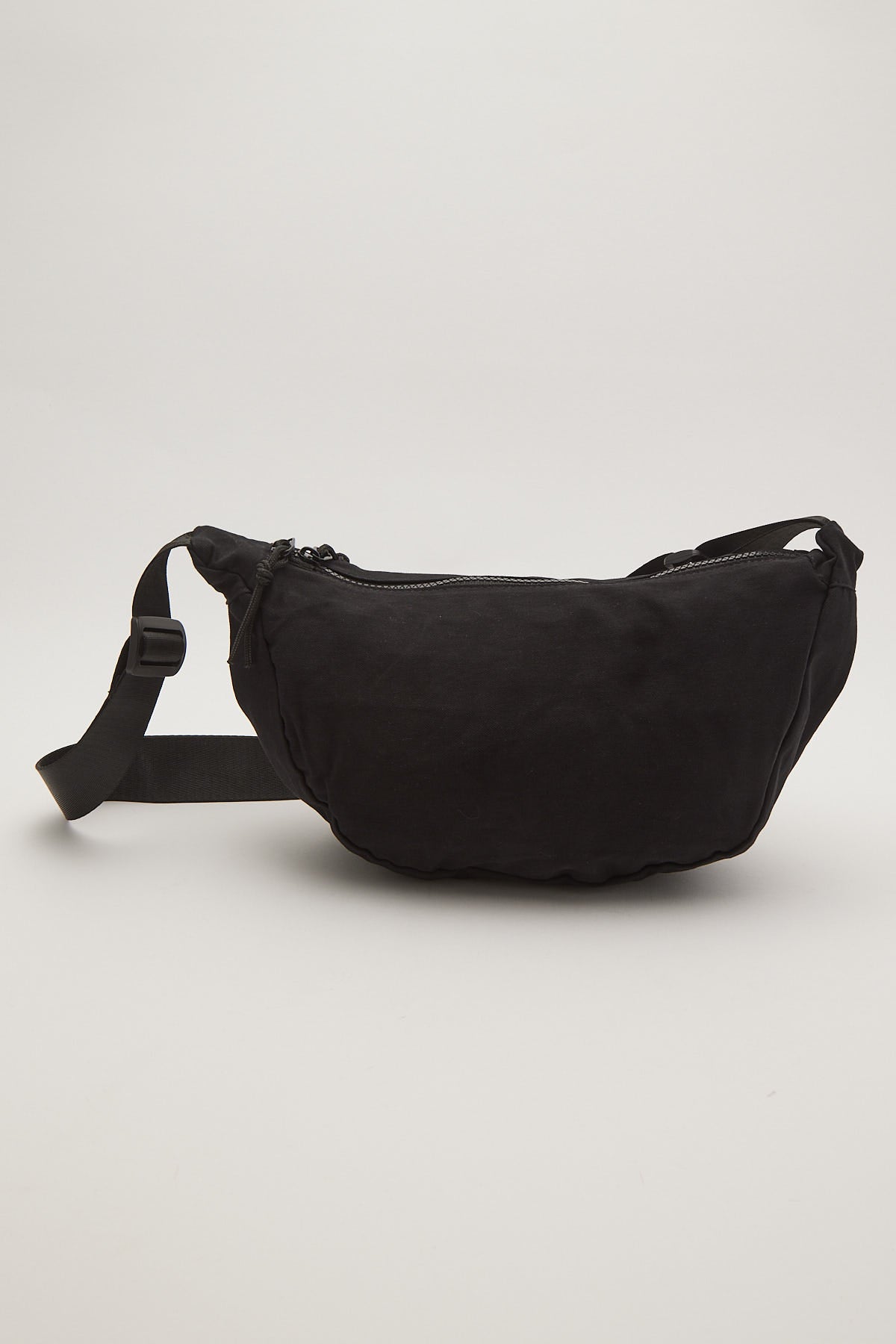 Common Need Sling Crossbody Bag Black