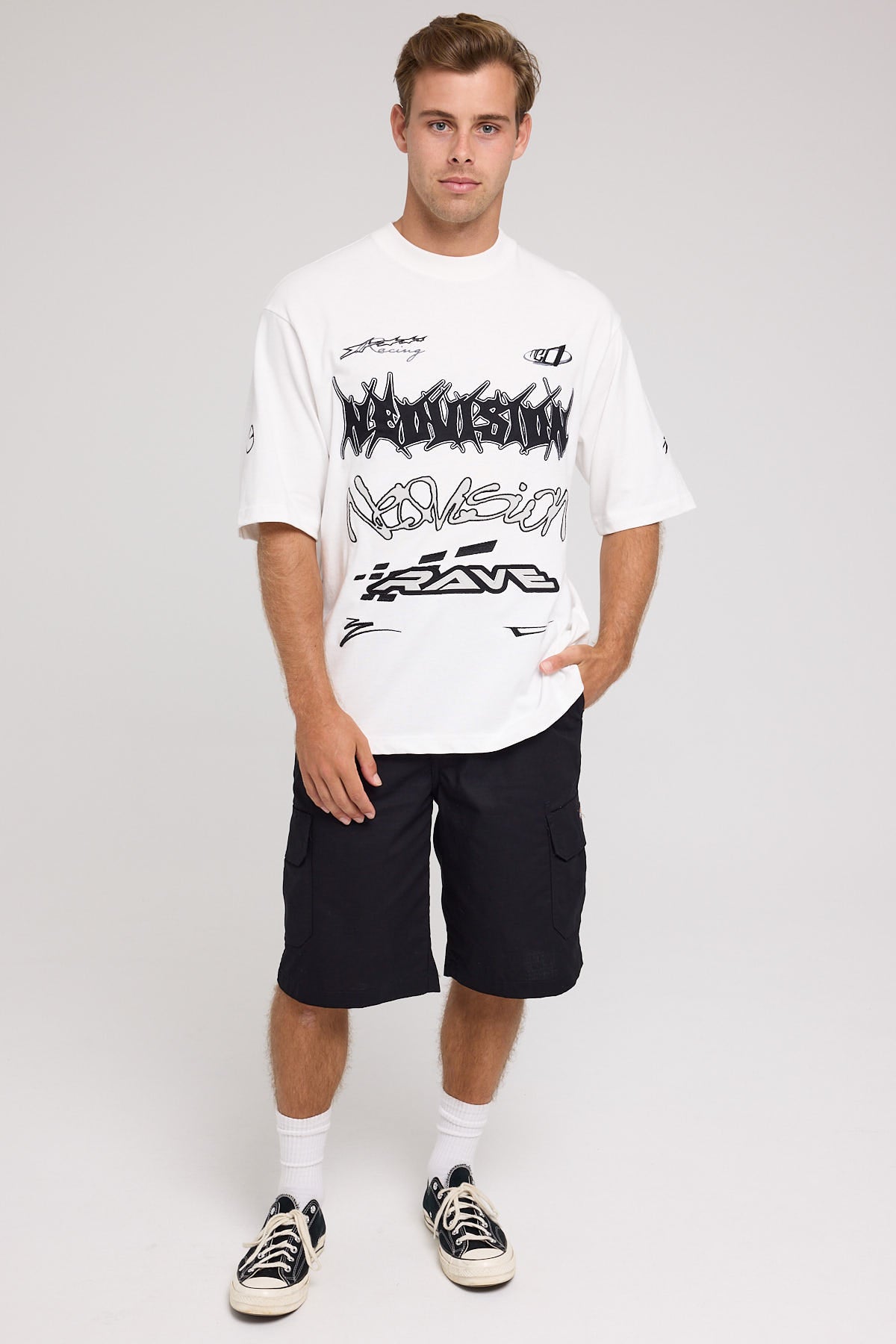 Neovision Unlimited Street Super Heavy Tee Off White – Universal Store