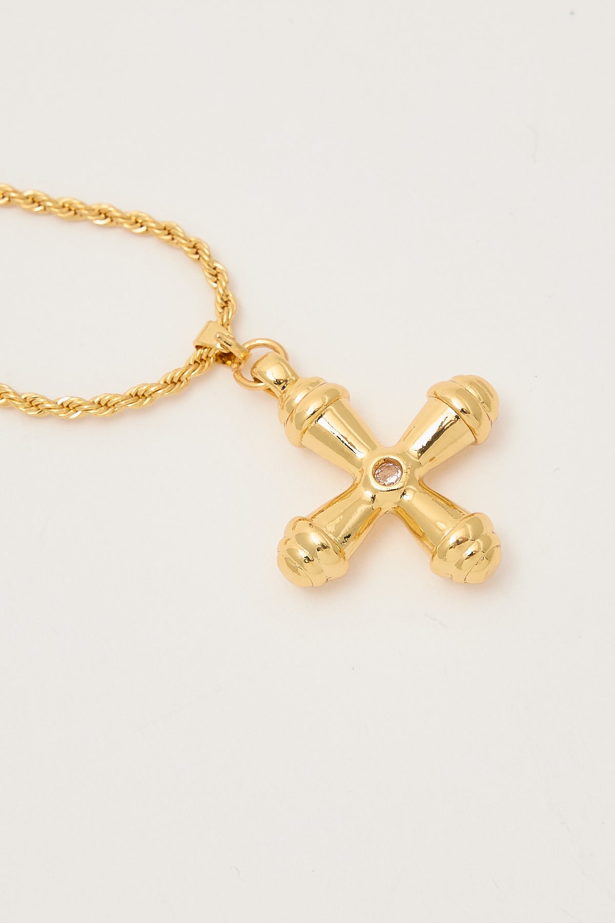 Perfect Stranger Crescendo Cross Necklace Gold