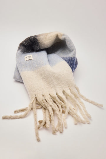 Common Need Ascot Check Scarf Black/Beige/Blue