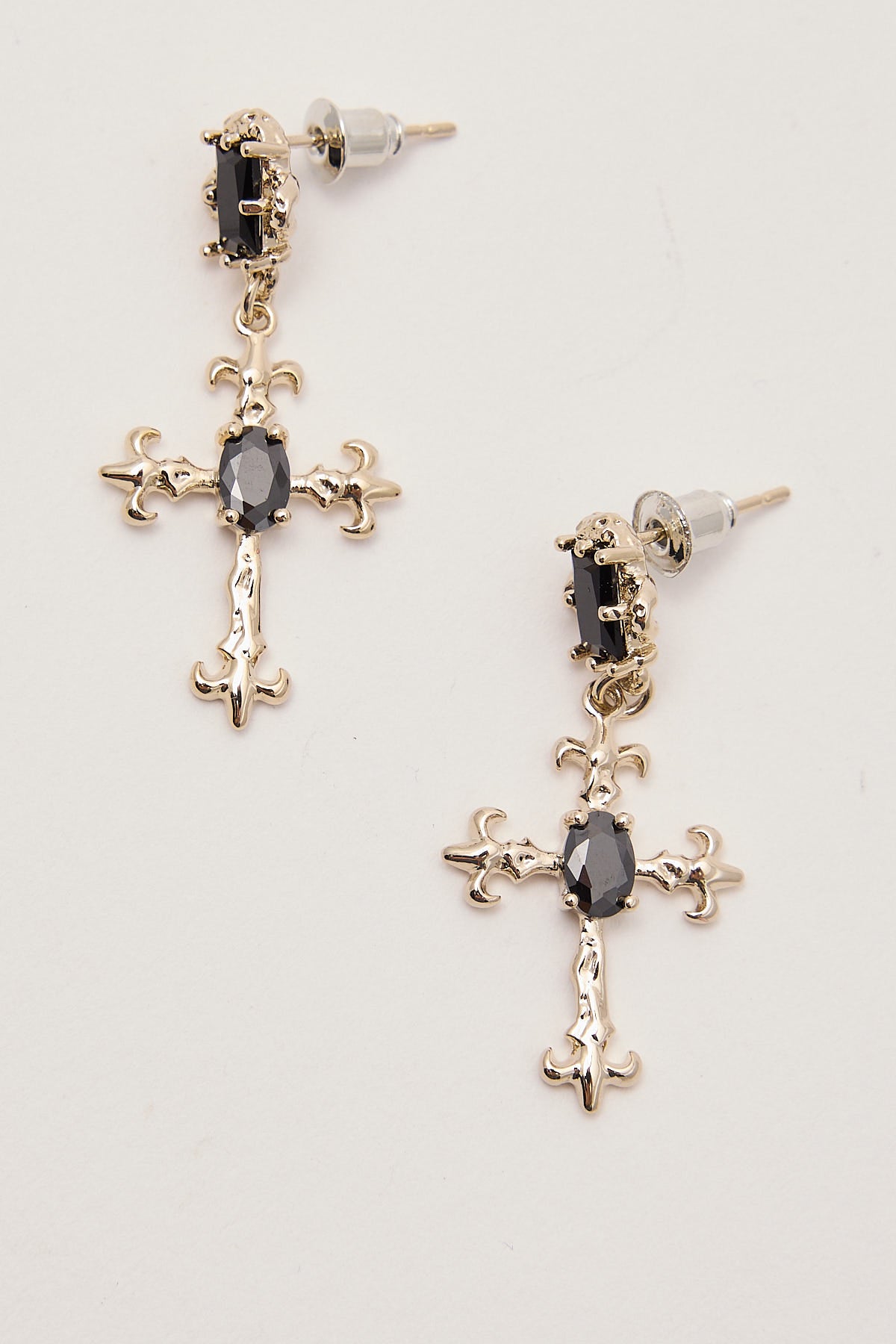 Token Gothic Cross Earrings Silver