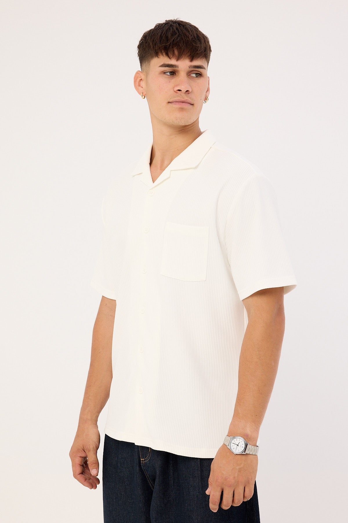 Common Need Austin Pleated Resort Shirt White
