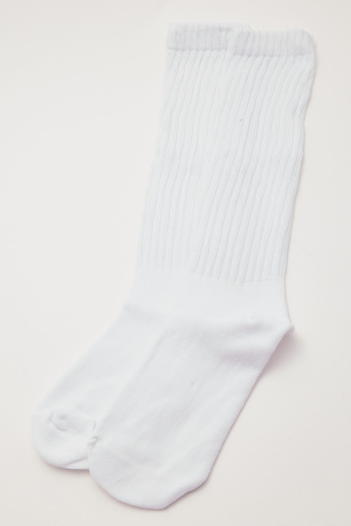 Token Scrunch Sock White
