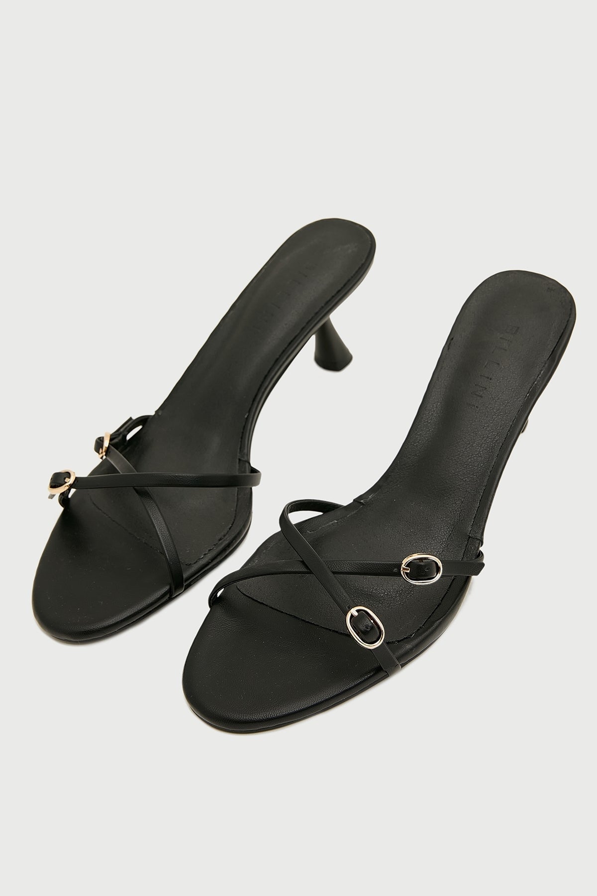 Billini Wyler Kitten Heel Black Black