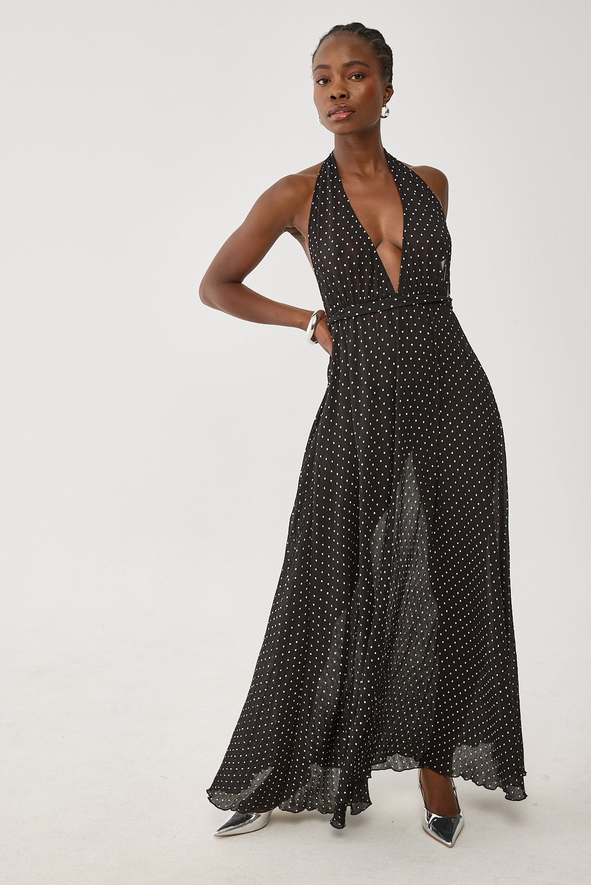 Lioness District Maxi Dress Onyx Polka Universal Store Lioness District Maxi Dress Onyx Polka Universal Store
