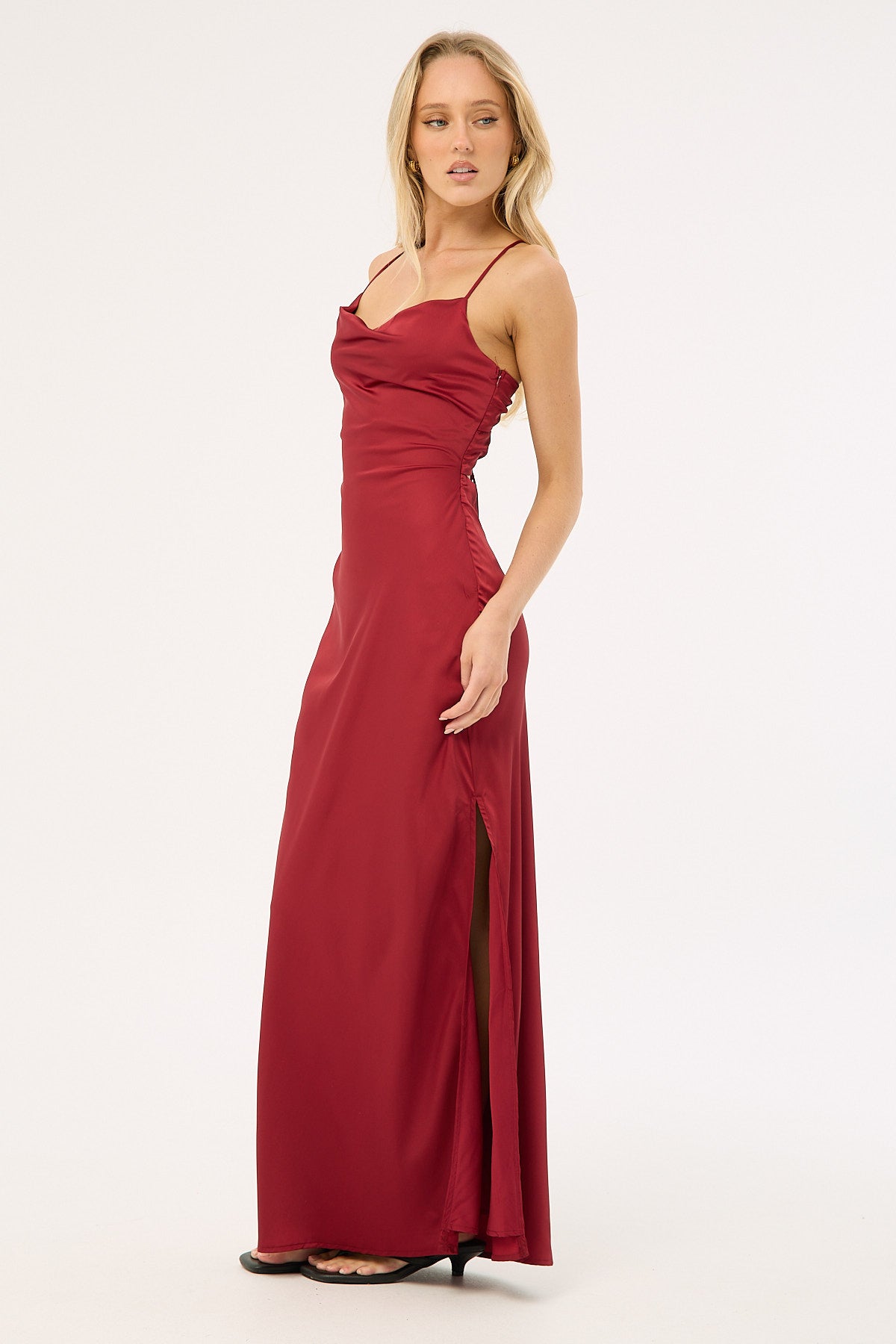 Perfect Stranger Evie Recycled Maxi Dress Burgundy – Universal Store Perfect Stranger Evie Recycled Maxi Dress Burgundy – Universal Store