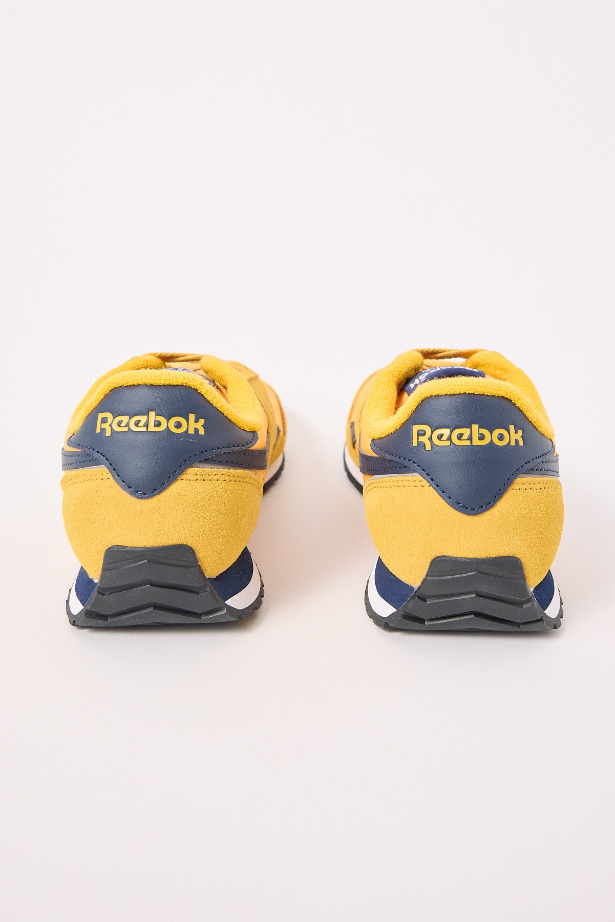 Reebok Classic Az Sneaker Collegiatte Gold