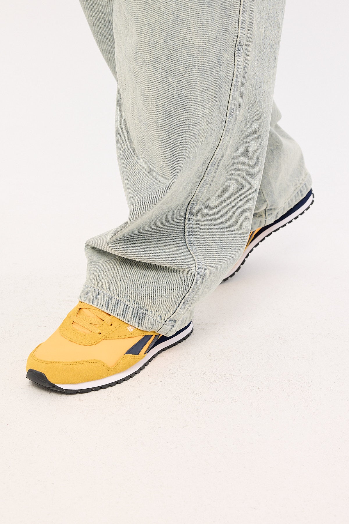 Reebok Classic Az Sneaker Collegiatte Gold