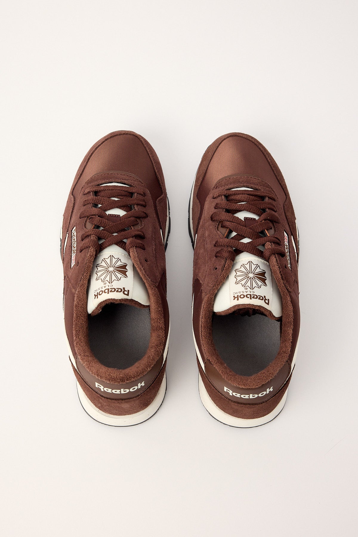 Reebok Classic Nylon Sneaker Campus Brown