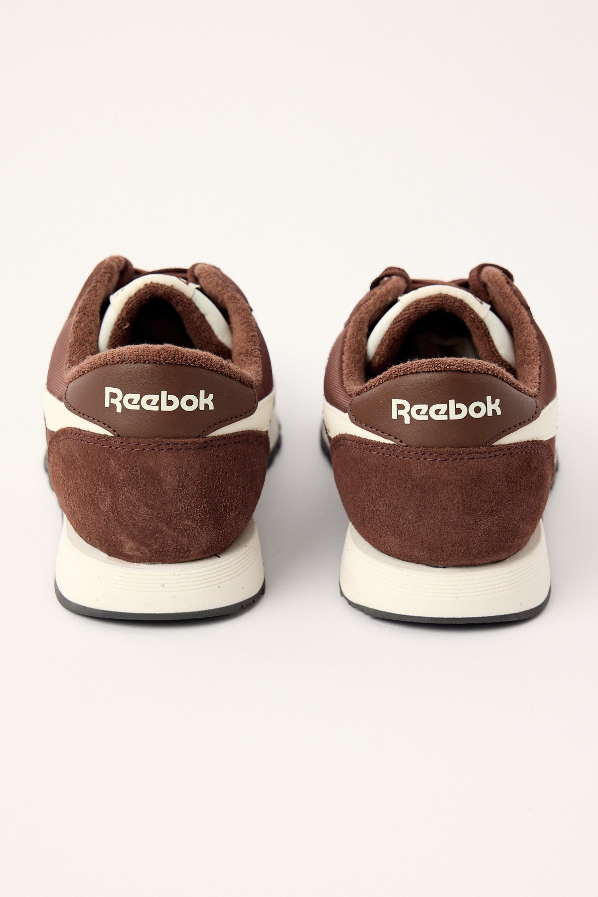 Reebok Classic Nylon Sneaker Campus Brown