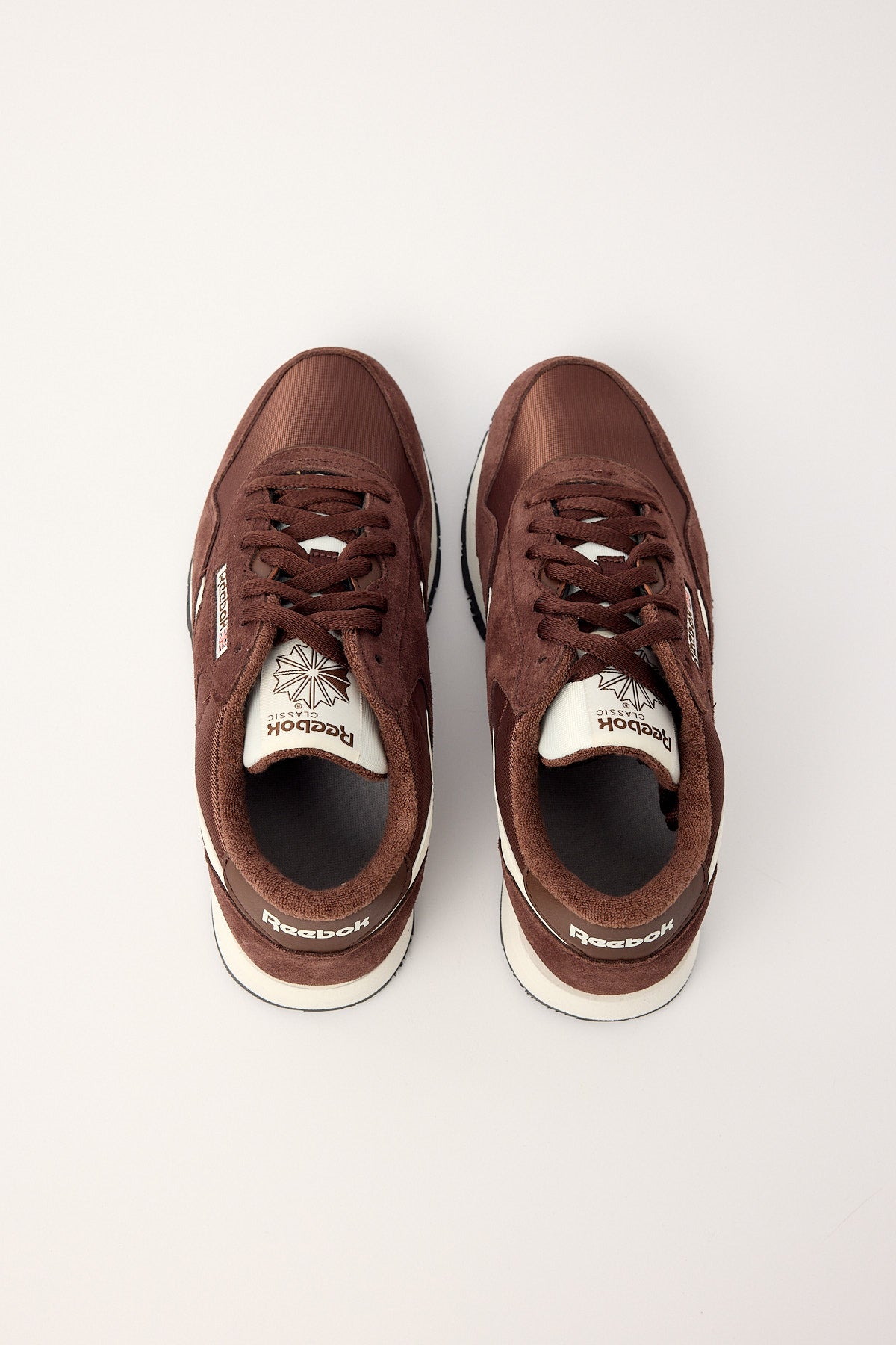 Reebok Classic Nylon Sneaker Campus Brown
