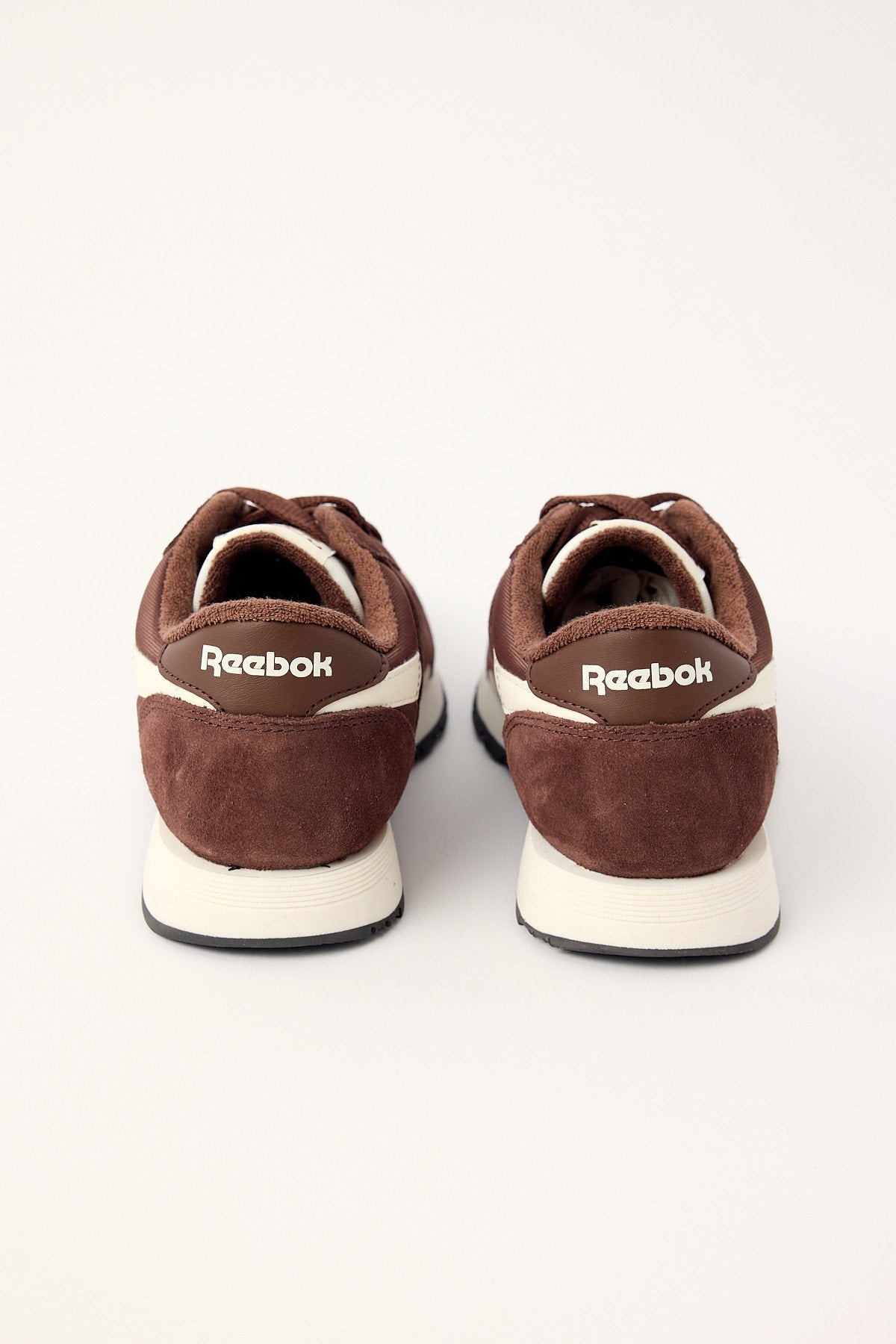Reebok Classic Nylon Sneaker Campus Brown