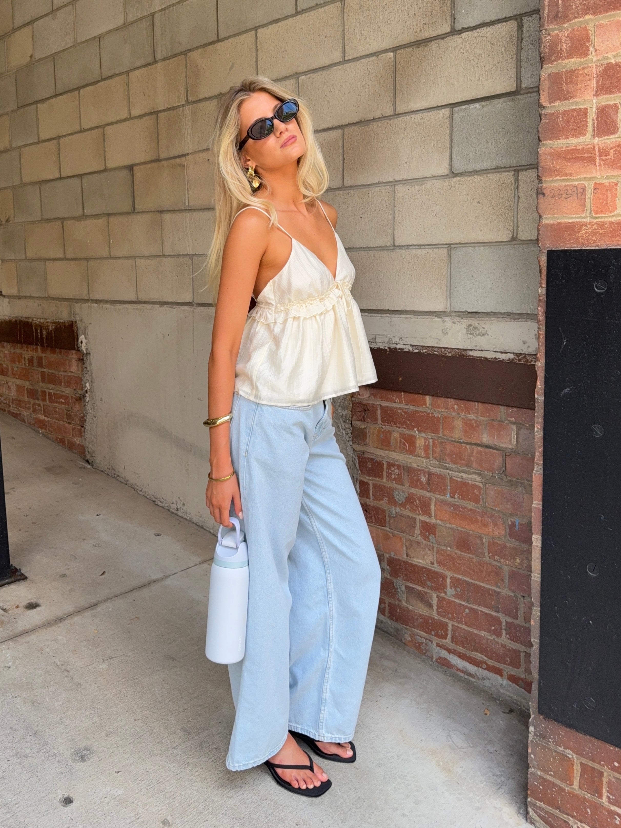 Motel Low Rise Roomy Jean Petite Light Wash Blue