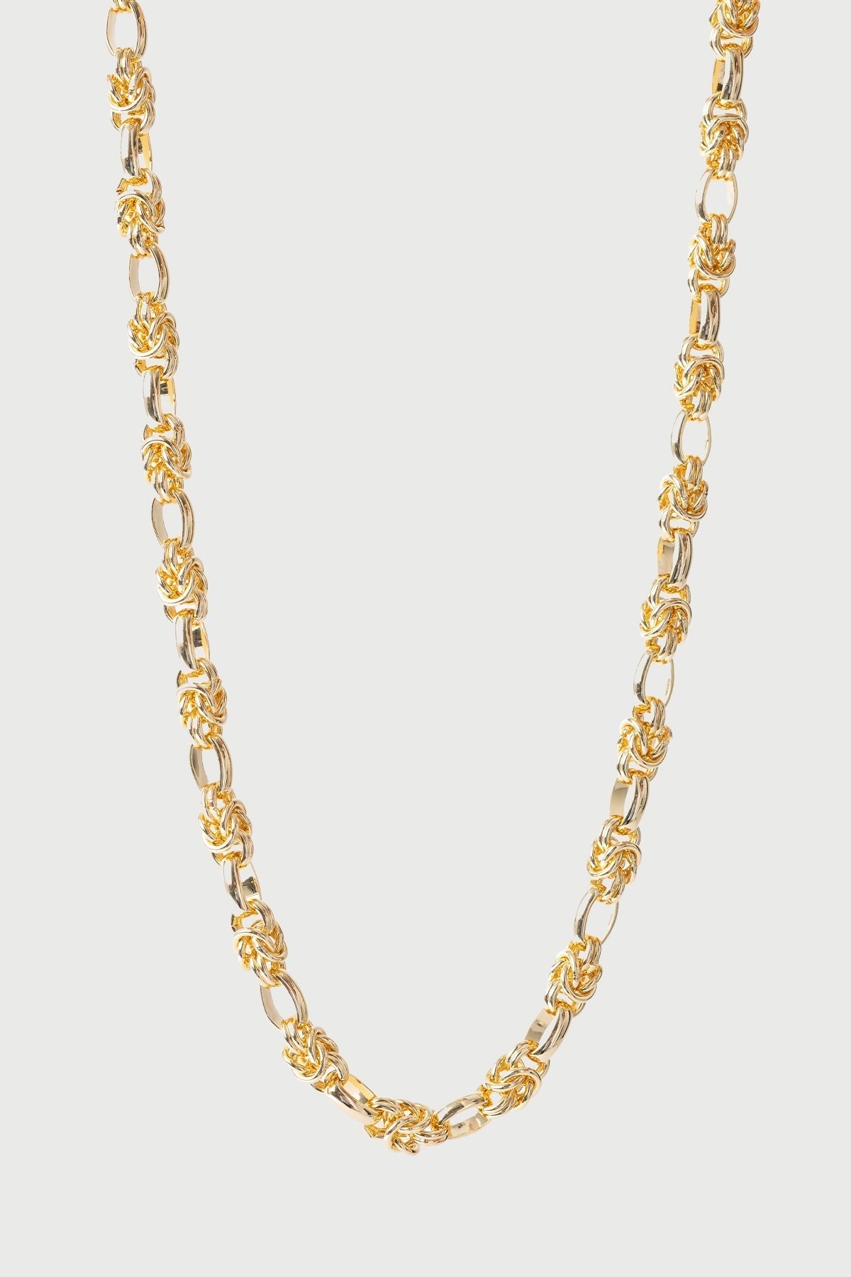 Perfect Stranger Ornate Chain Necklace 18k Gold Plated