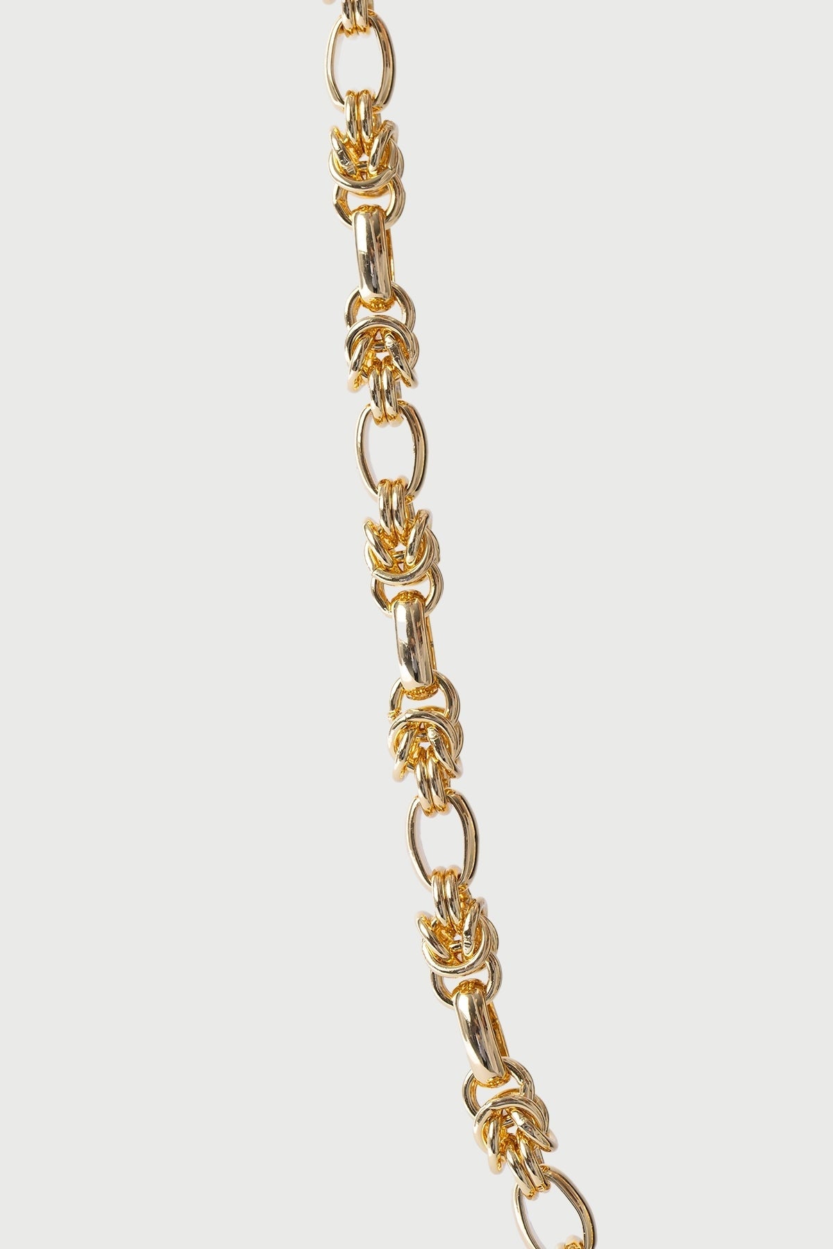 Perfect Stranger Ornate Chain Necklace 18k Gold Plated