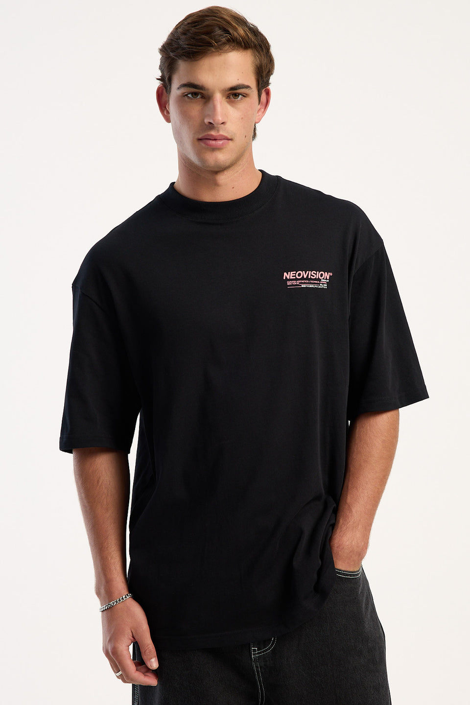 Neovision Nova Oversize Super Heavy Tee Black – Universal Store