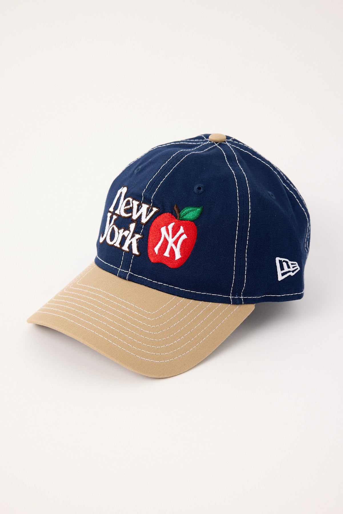 New Era 9Twenty NY Apple Contrast New York Yankees Cap Oceanside Blue/Camel UV