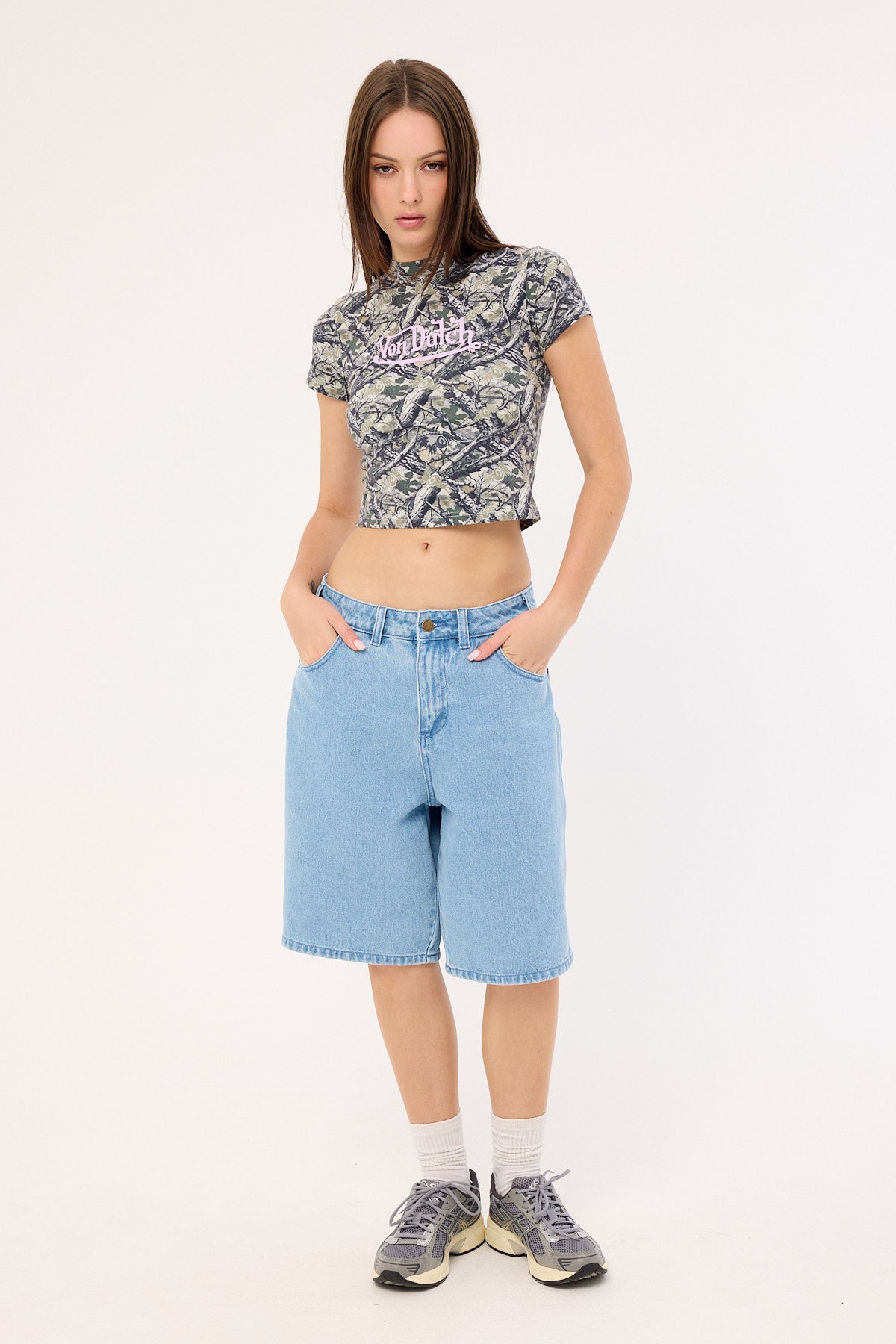 Von Dutch OS Back Denim Shorts Mid Blue Denim