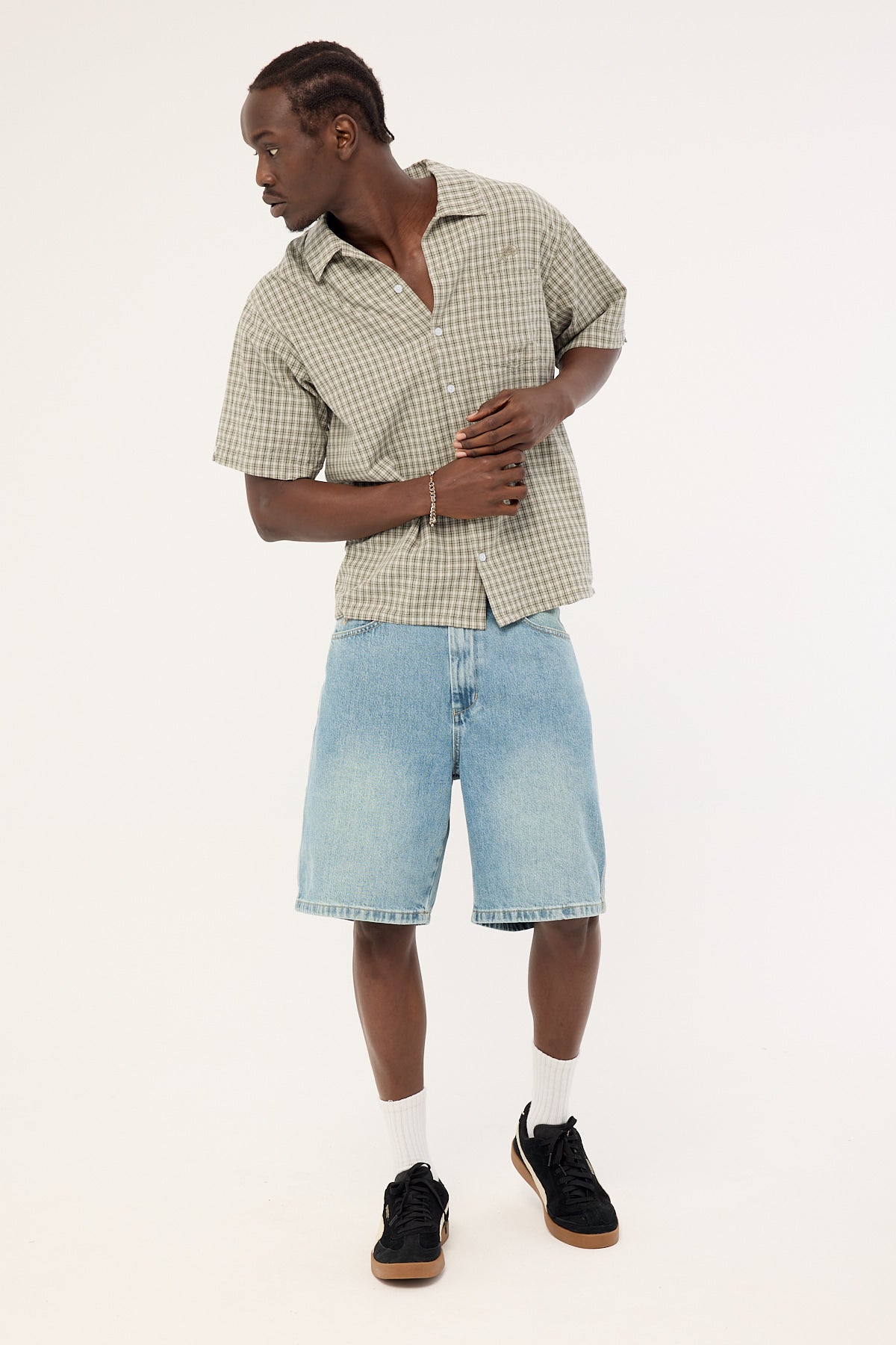 Worship Carpenter Jean Short Light N Dirty