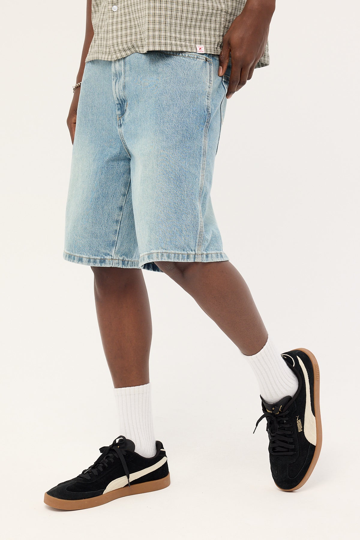 Worship Carpenter Jean Short Light N Dirty