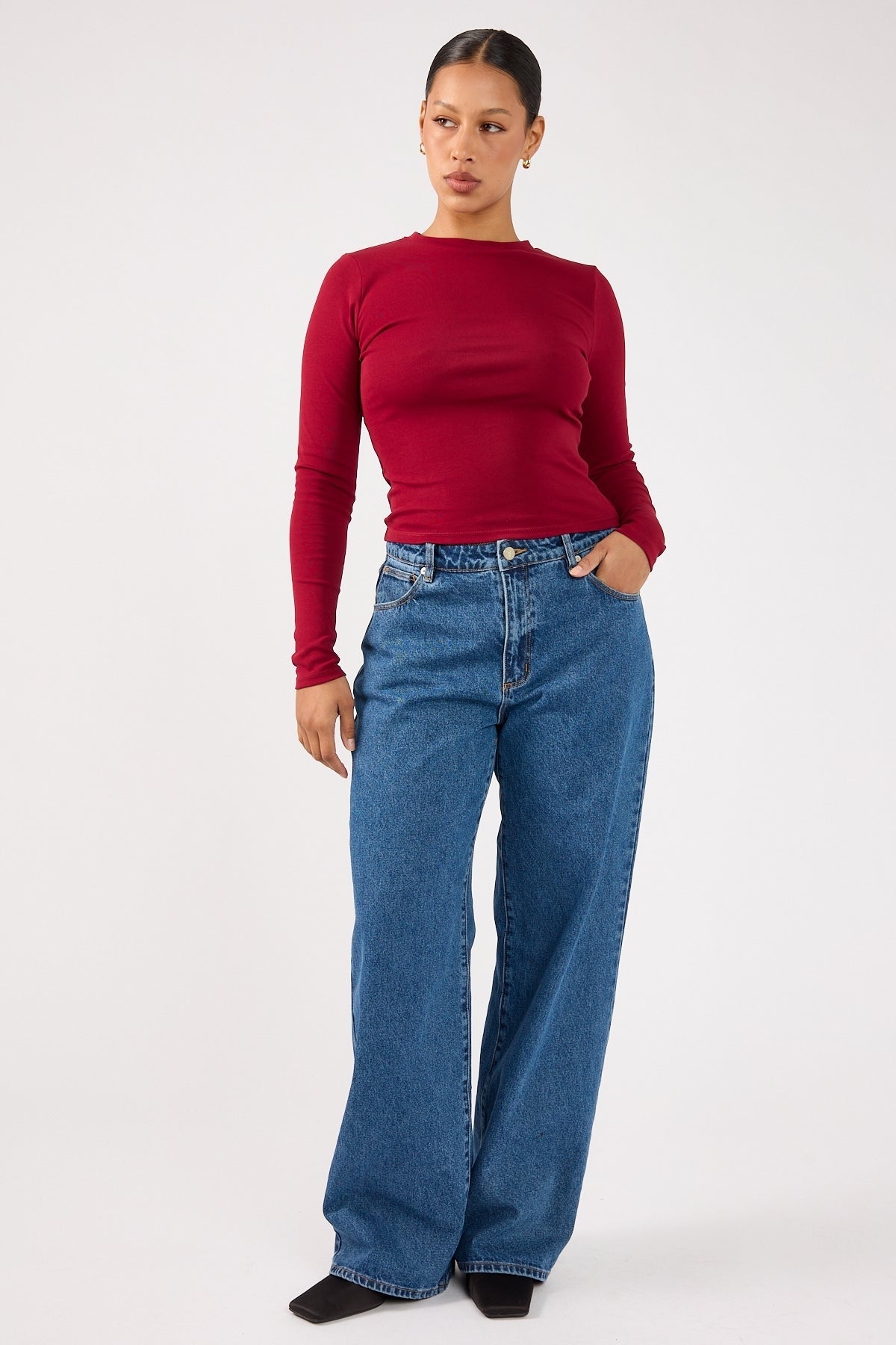 Perfect Stranger Long Sleeve Tee Burgundy