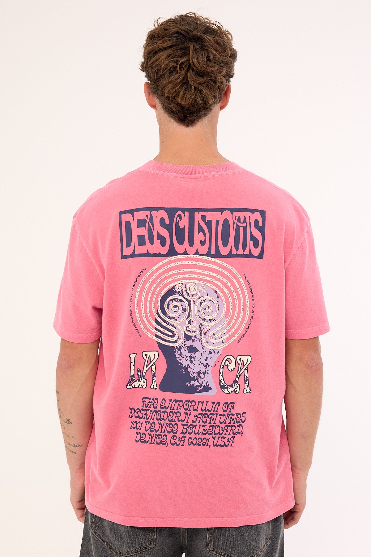 Deus Ex Machina Labyrinth Tee Raspberry