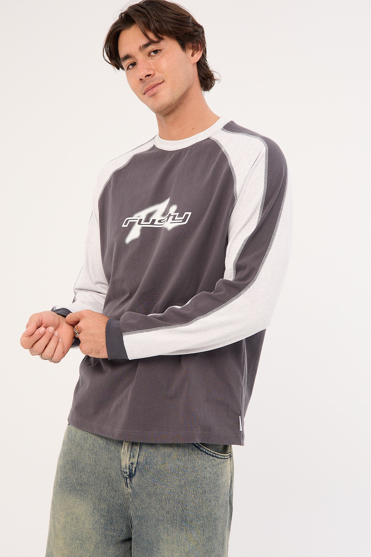 Rusty Panel Tee Rusty Fade-R Long Sleeve Tee Carbon – Universal Store