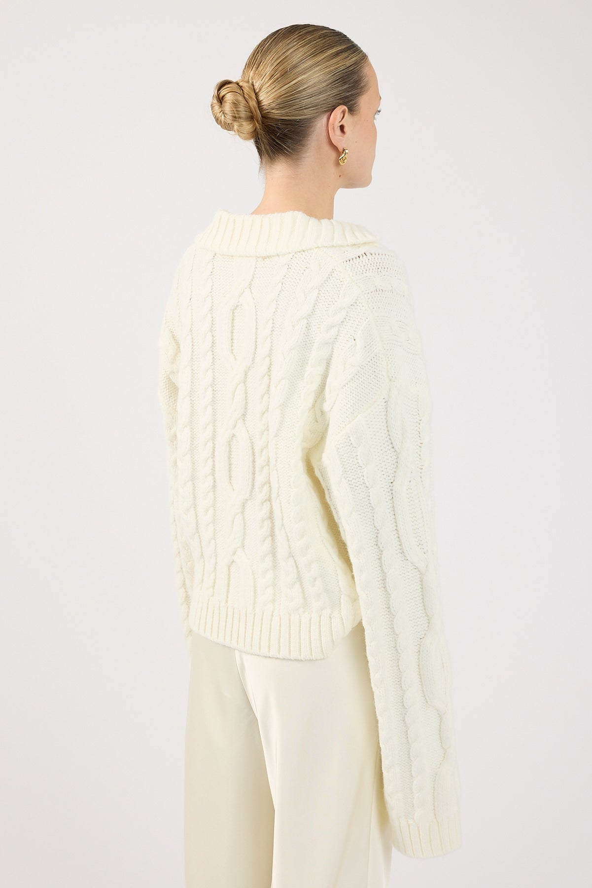Perfect Stranger Cohen Cable Knit Jumper Cream