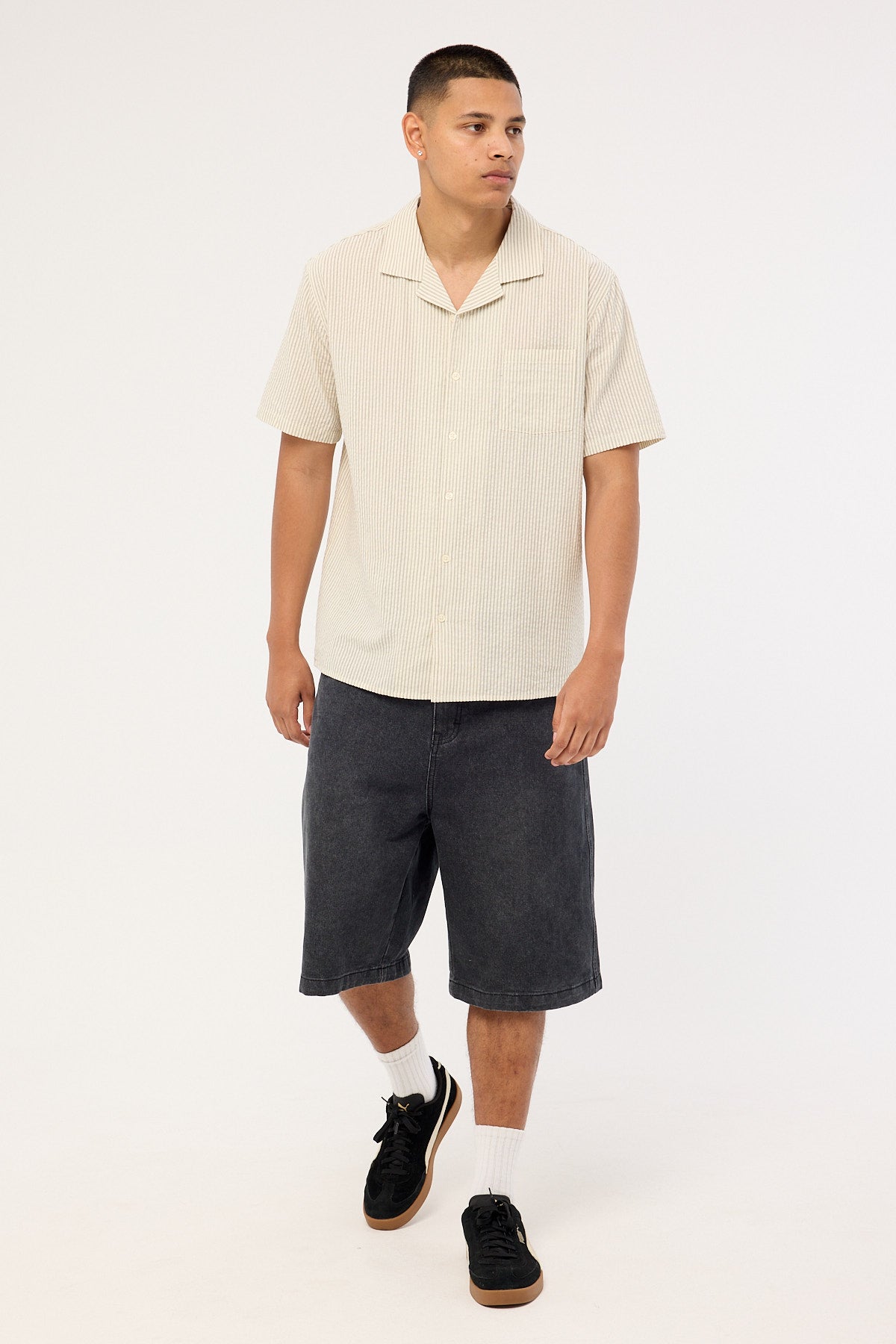 Xlarge Baggy Bull Denim 91 Short Faded Black