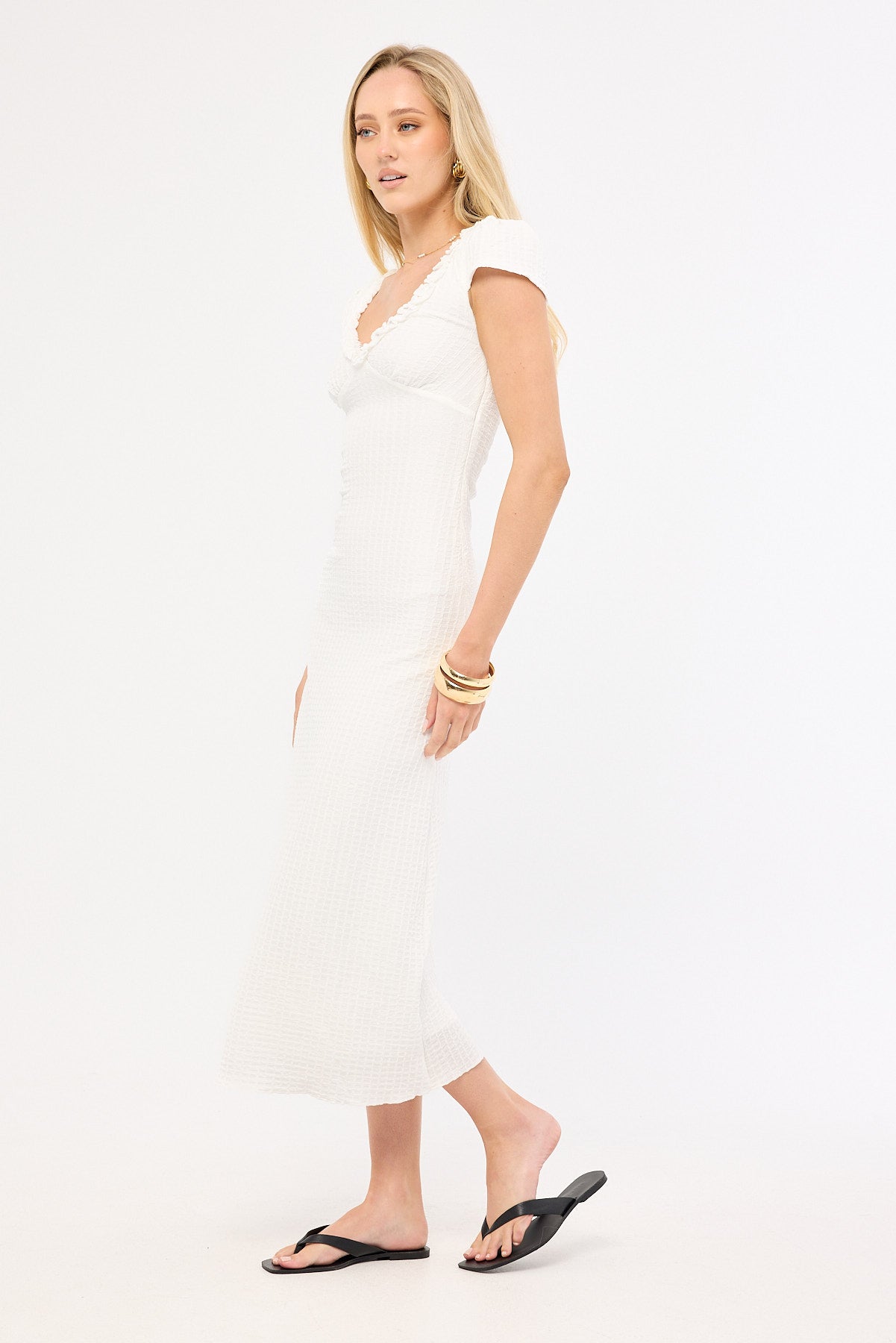 mimsy short sleeve midi dress fitted lace wedding dress Perfect Stranger Mimsy Short Sleeve Midi Dress White