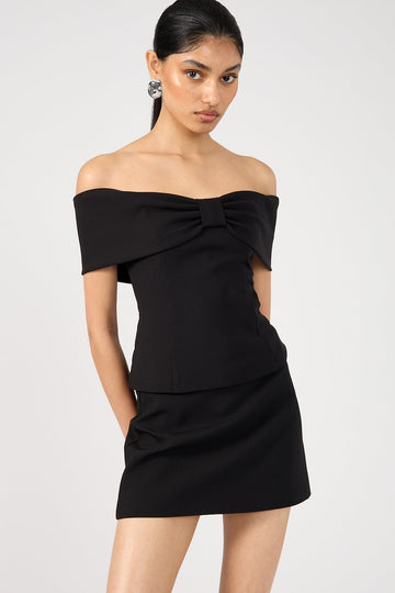 Perfect Stranger Lassie Bow Top Black