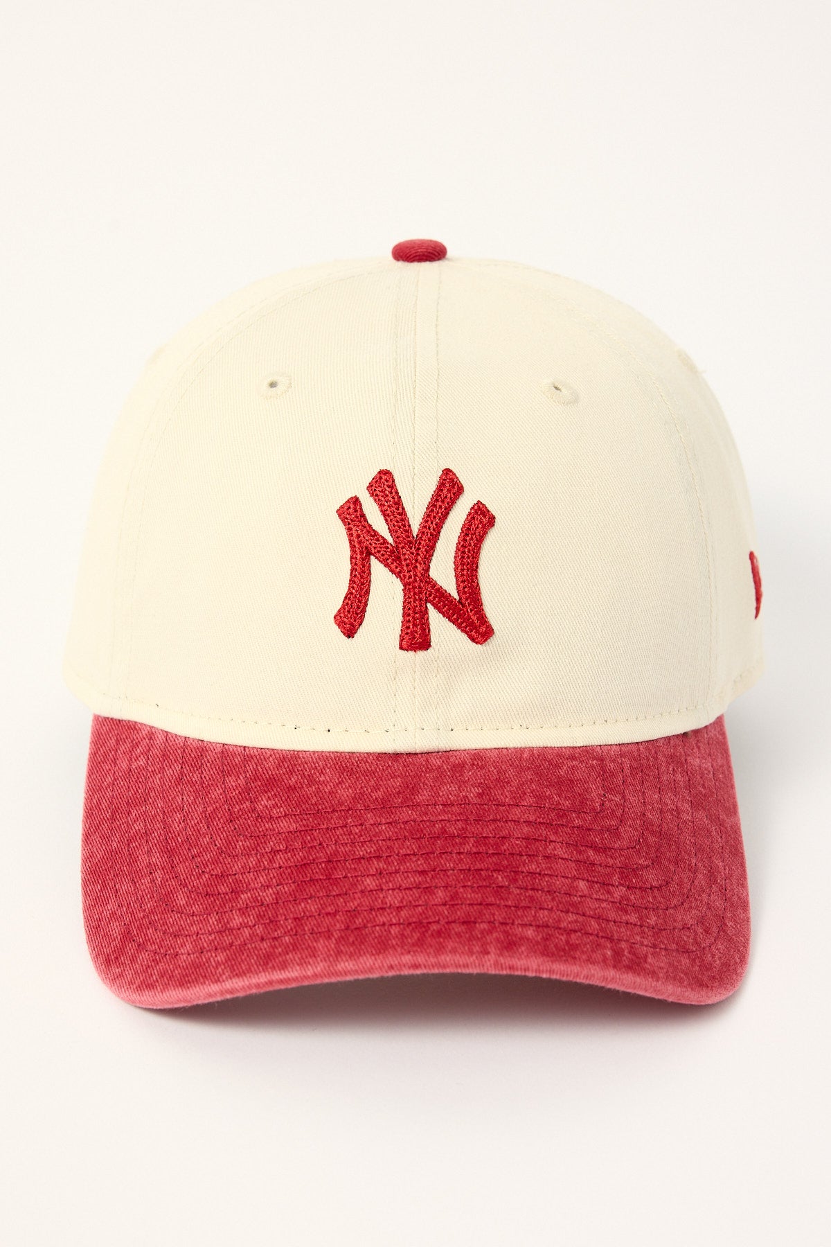 New Era 2-Tone Snow Wash 9Twenty New York Yankees Cap H Red/H Red Embroidery