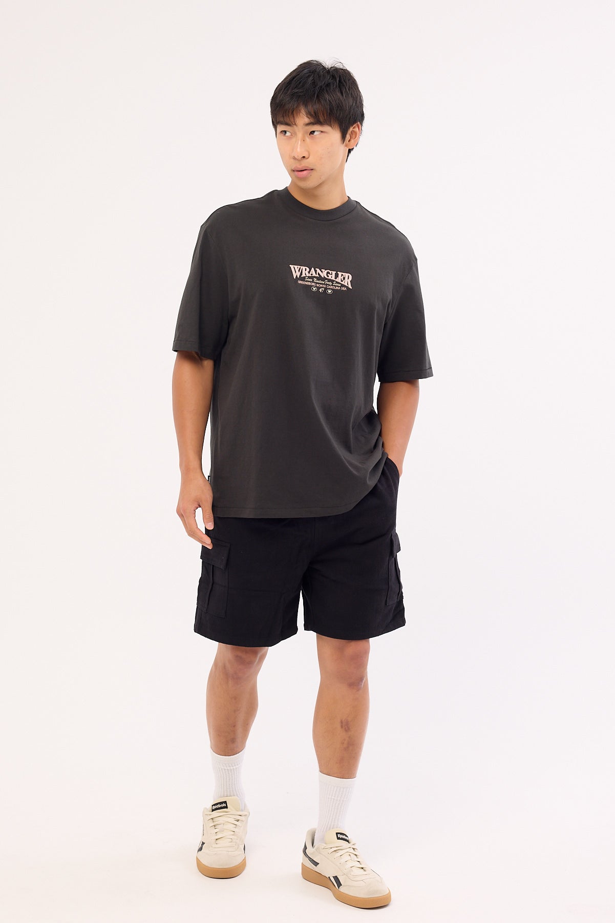 Wrangler Recharge Slacker Tee Worn Black