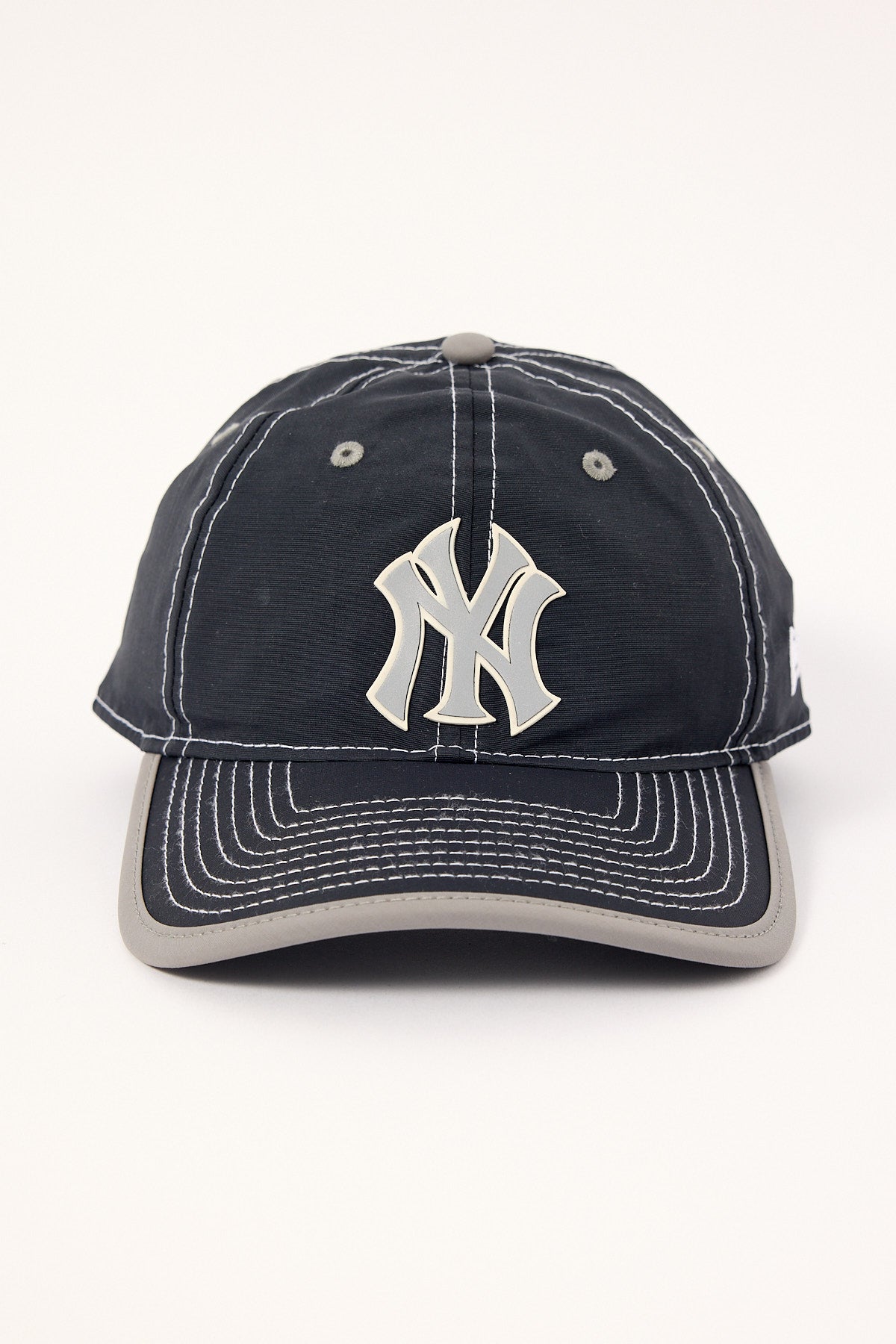 New Era Reflective Nylon 920 New York Yankees Cap Black