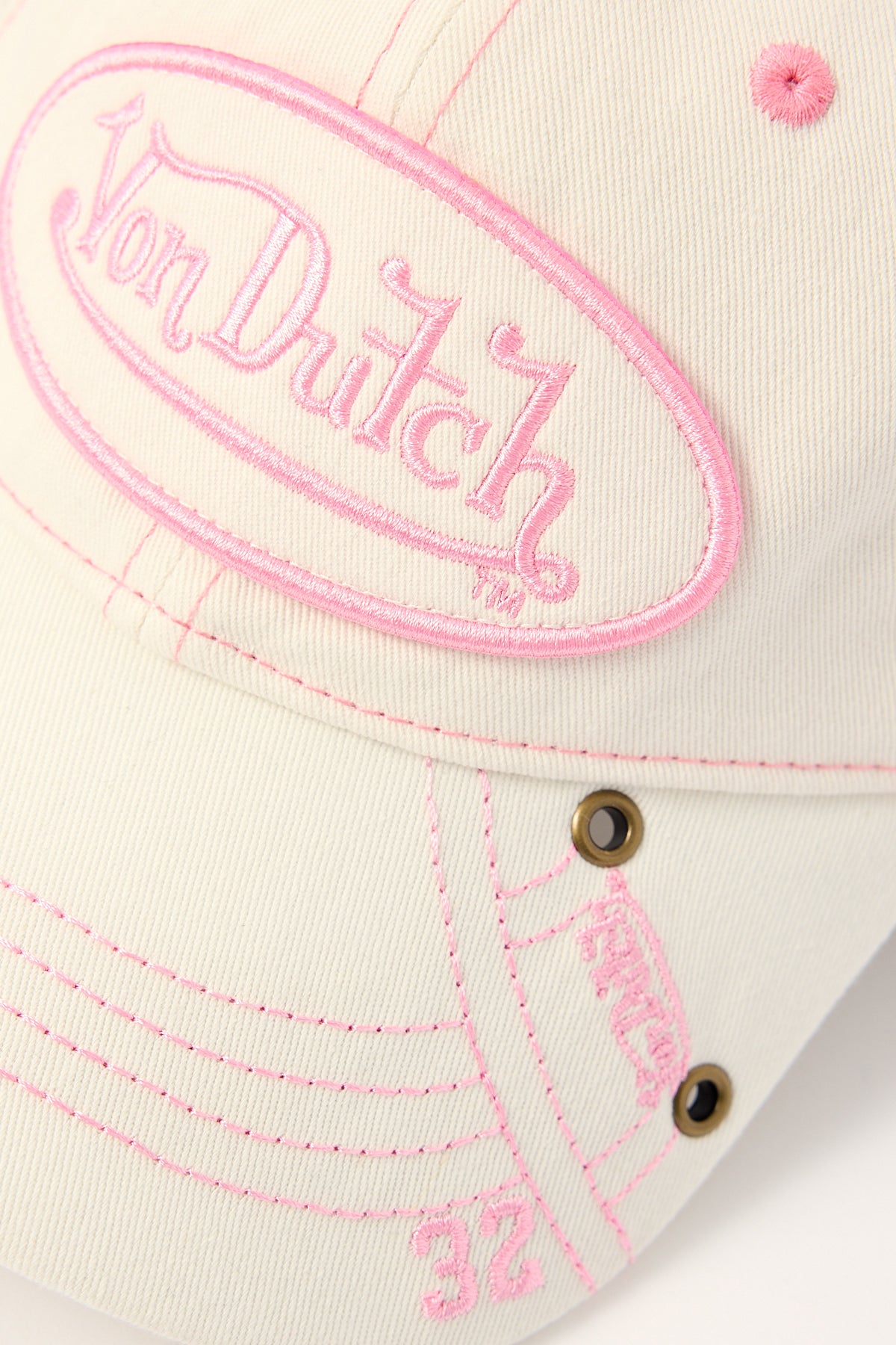 Von Dutch Contrast Eyelet Dad Cap Off White/Pink