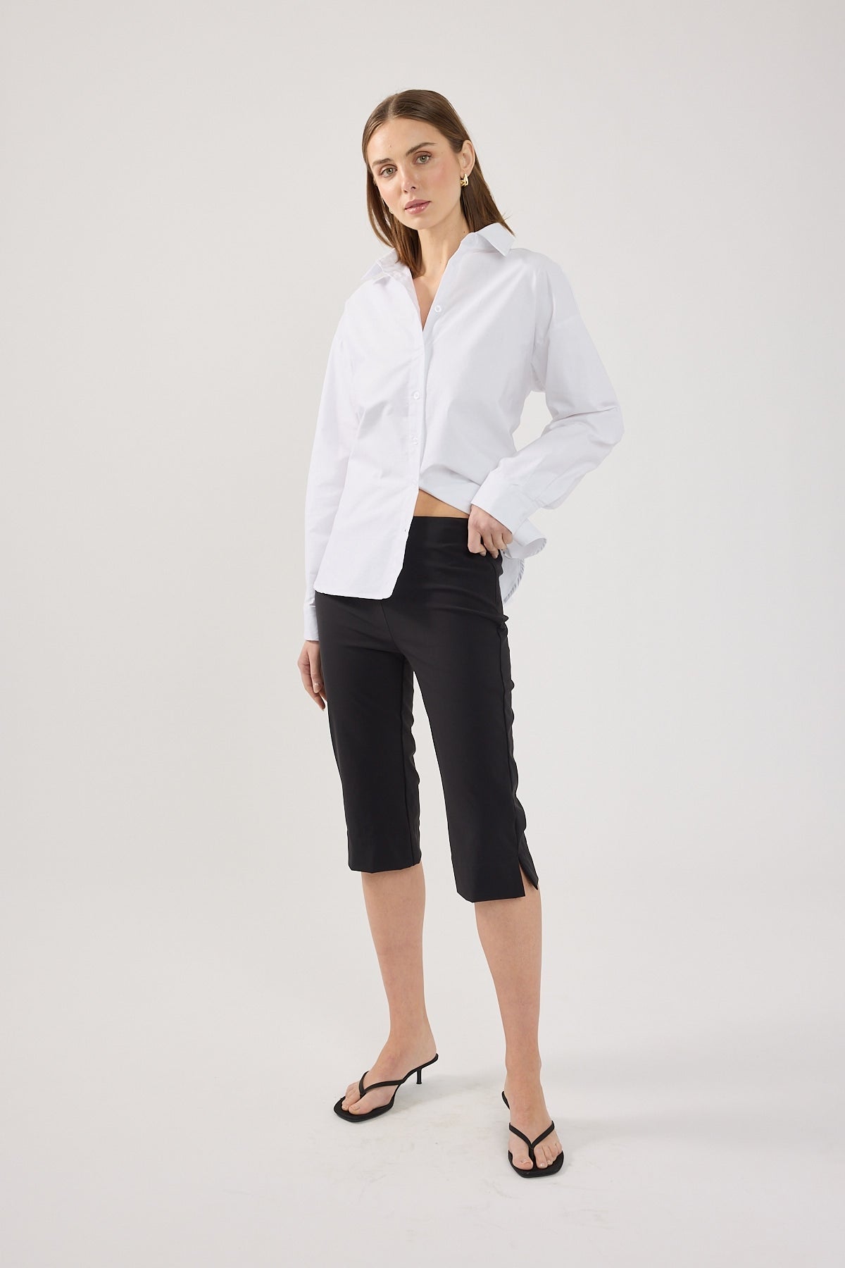 Perfect Stranger Josie Mid Rise Capri Pant Black