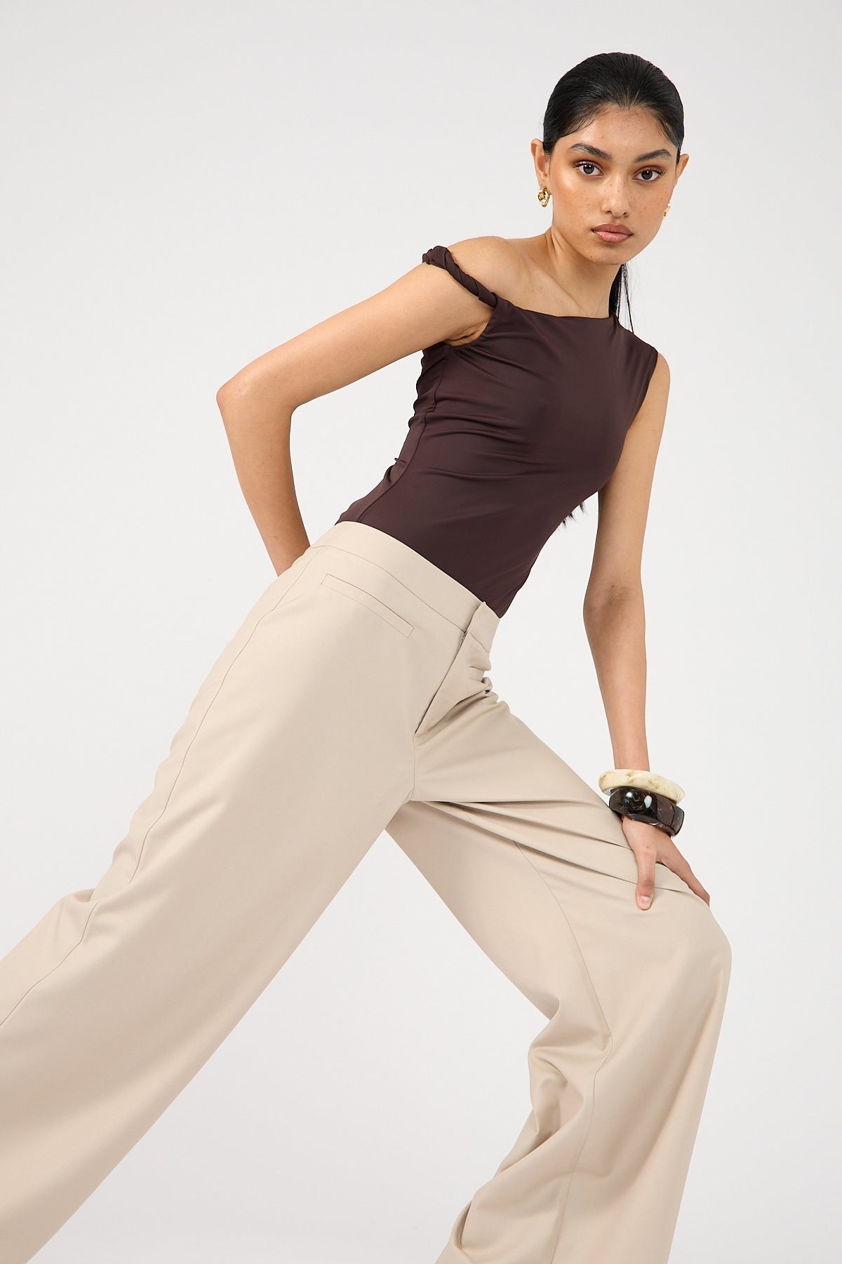 Perfect Stranger Odessa Mid Rise Pant Beige
