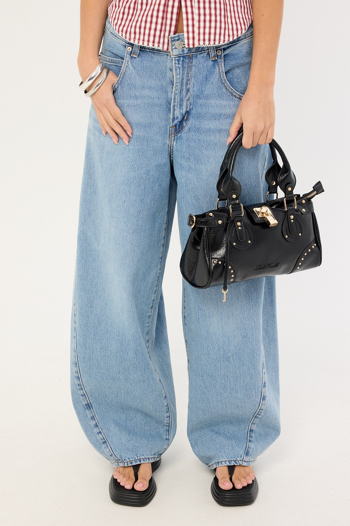 Luck & Trouble LOCKED UP SHOULDER BAG Washed Black