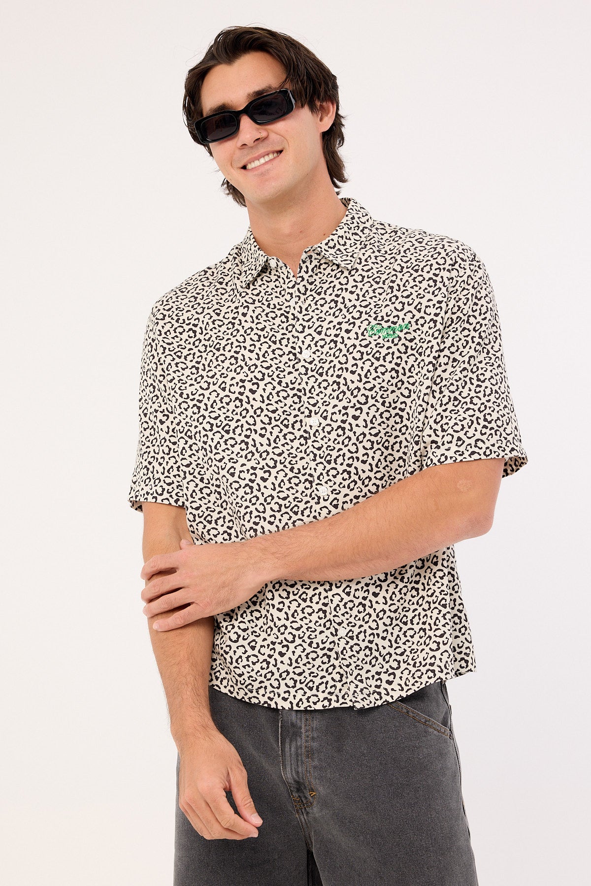 Common Need Best Interest Boxy Cropped Shirt Cream Leopard