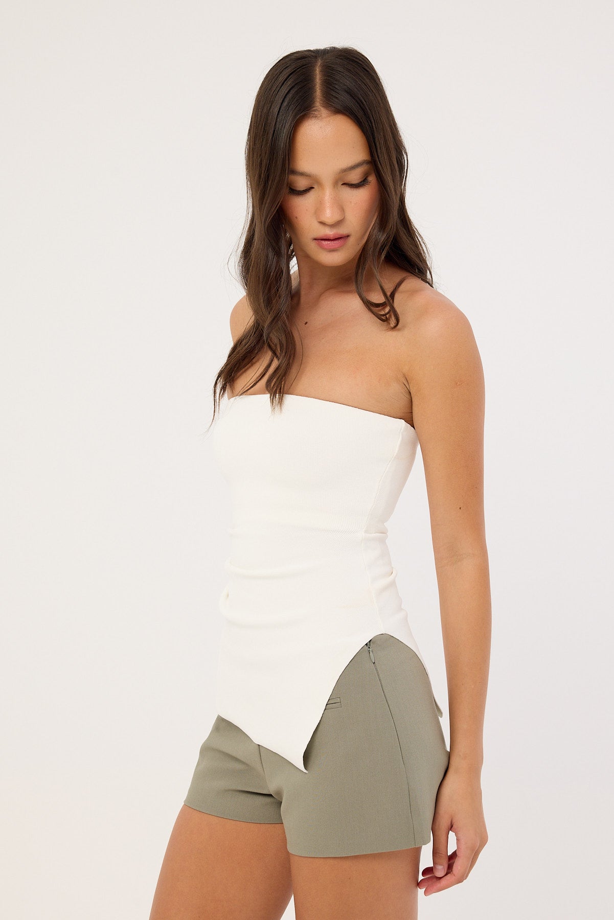 Perfect Stranger Landon Low Rise Shorts Khaki Green