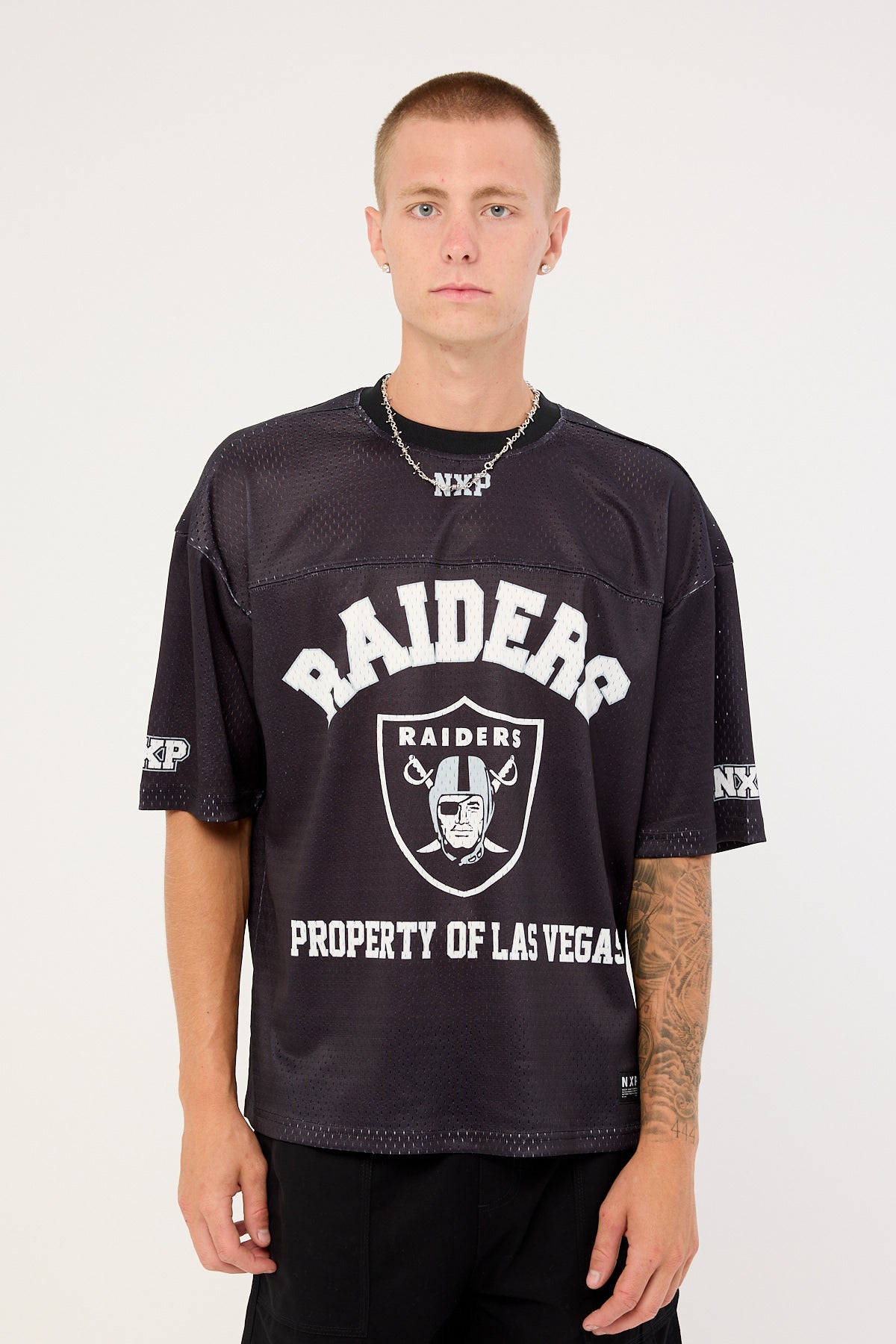 Nena & Pasadena LV-Raiders Property Tee Jet Black
