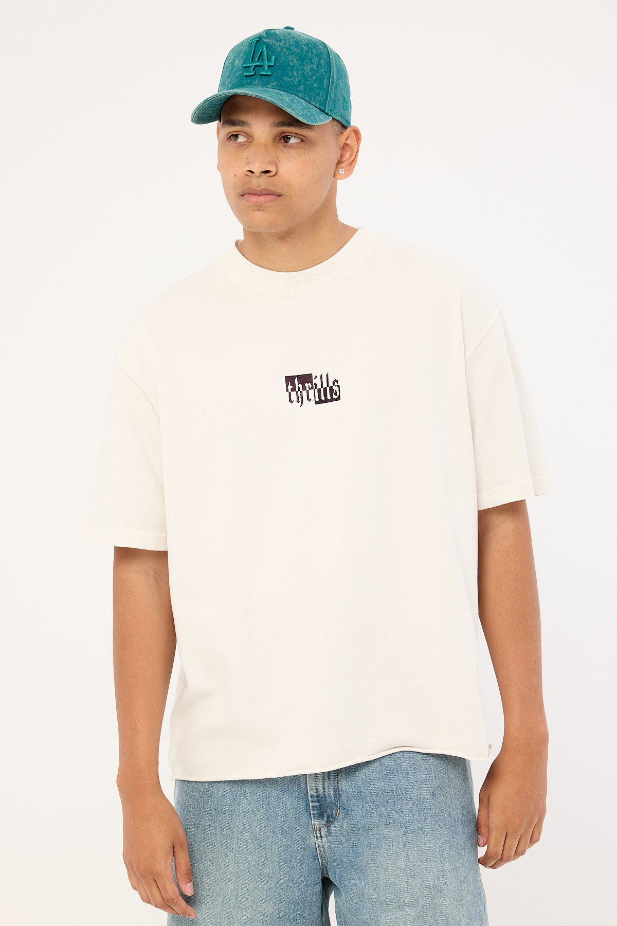 Thrills Excitement Excitement Embro Box Fit Oversize Cropped Ra Lily White