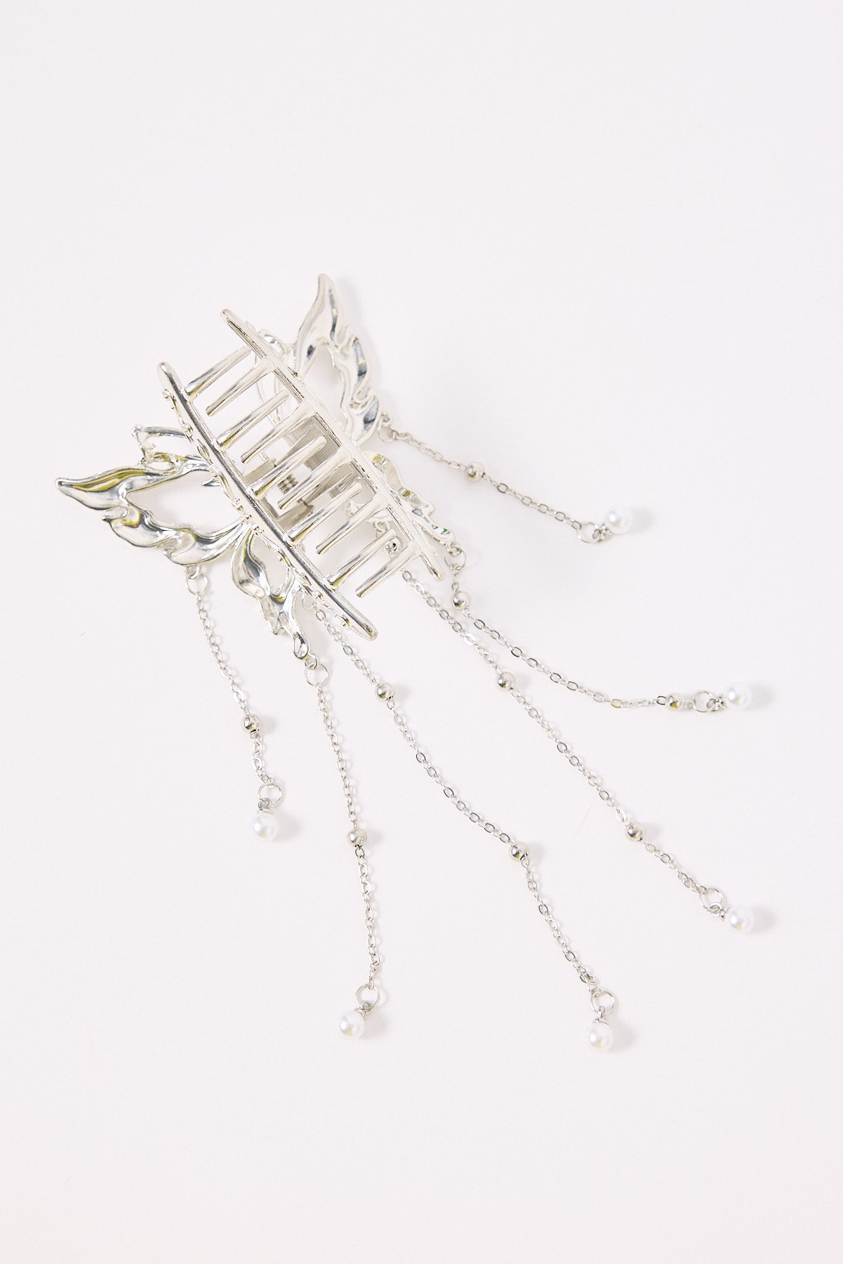 Token Y2K Pearl Drop Claw Clip Silver