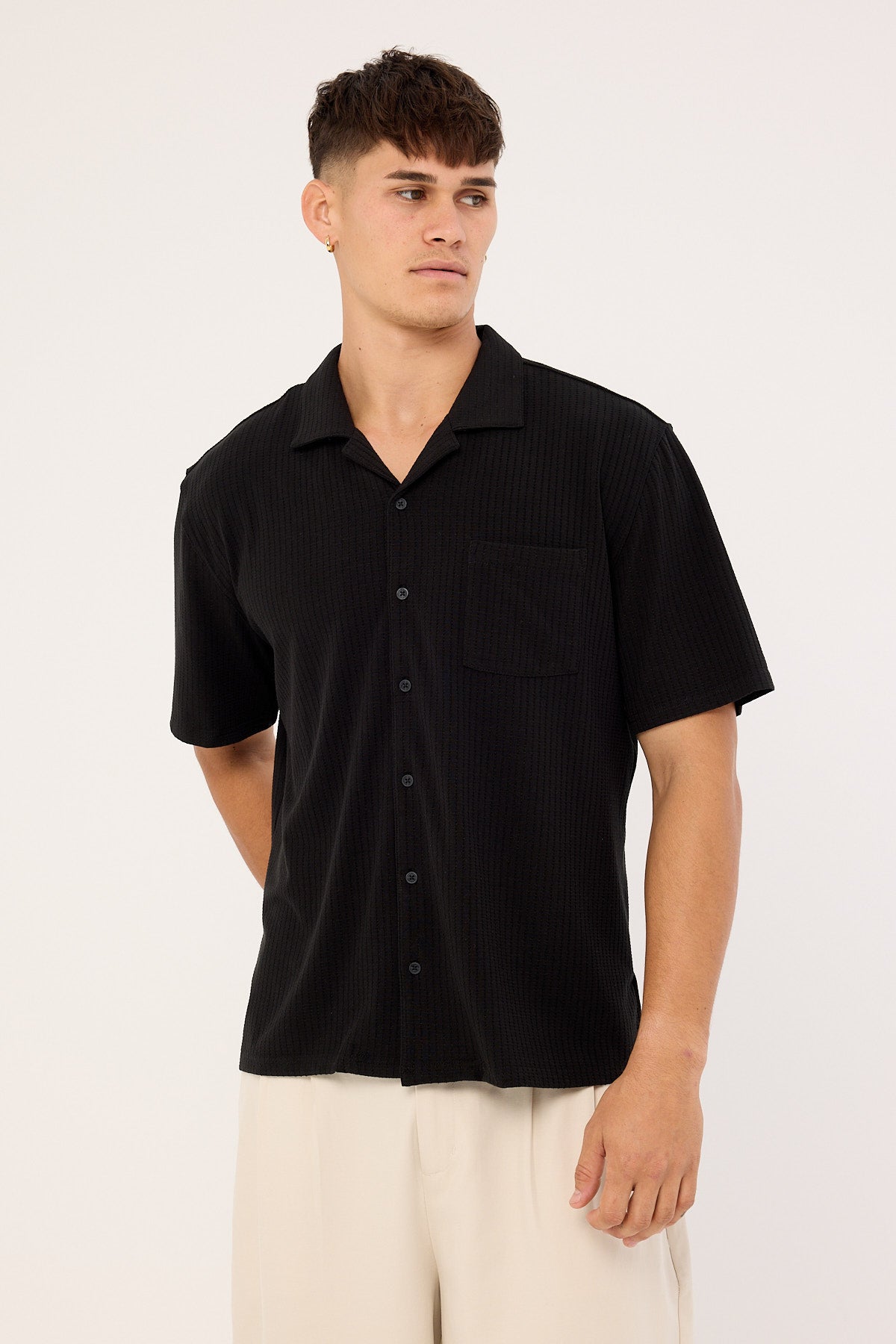 Common Need Apartment Recycled Resort Shirt Black