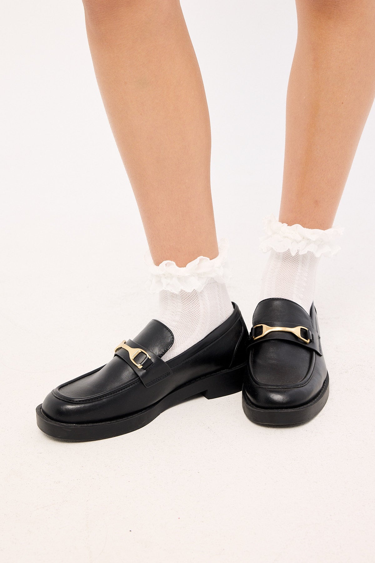 Token Frilly Sock White