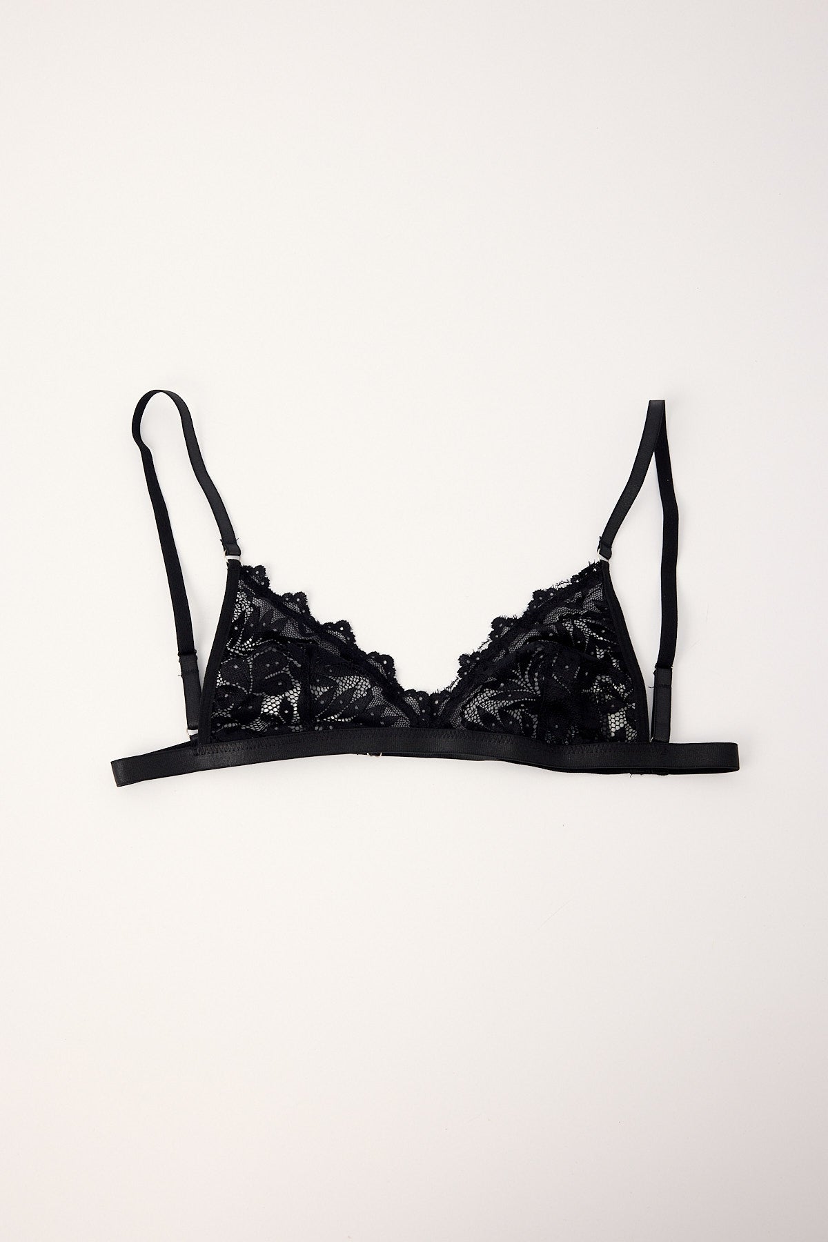 Luck & Trouble Isa Lace Bralette Black